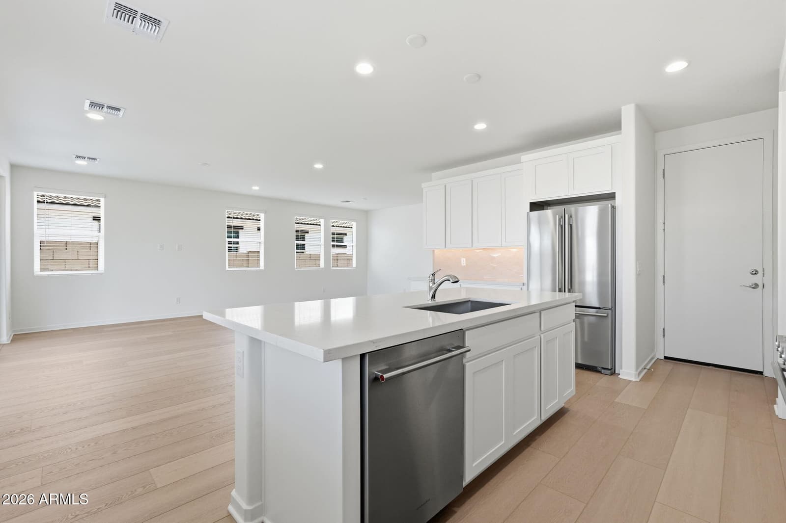 3292 W Emerald Road, San Tan Valley, AZ 85144 — photo 13 of 48