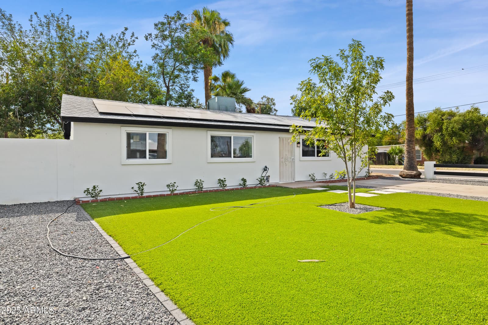 2201 N 29th Place, Phoenix, AZ 85008 — photo 2 of 37