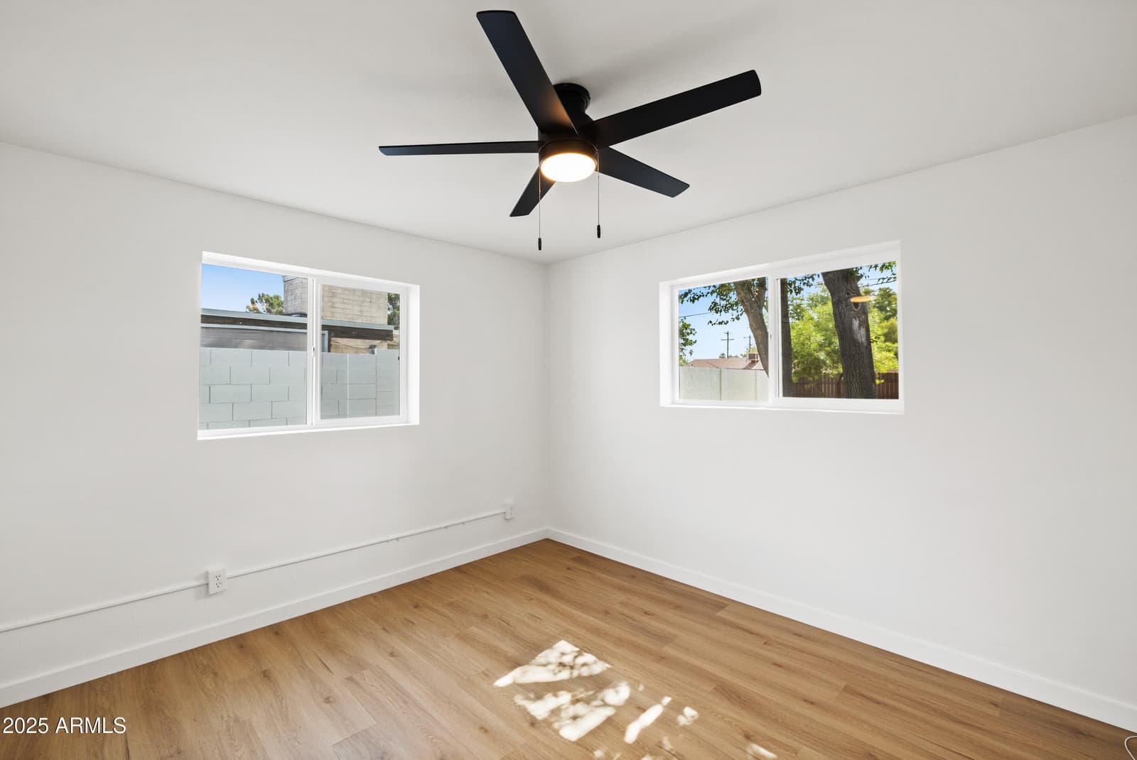 2201 N 29th Place, Phoenix, AZ 85008 — photo 18 of 37