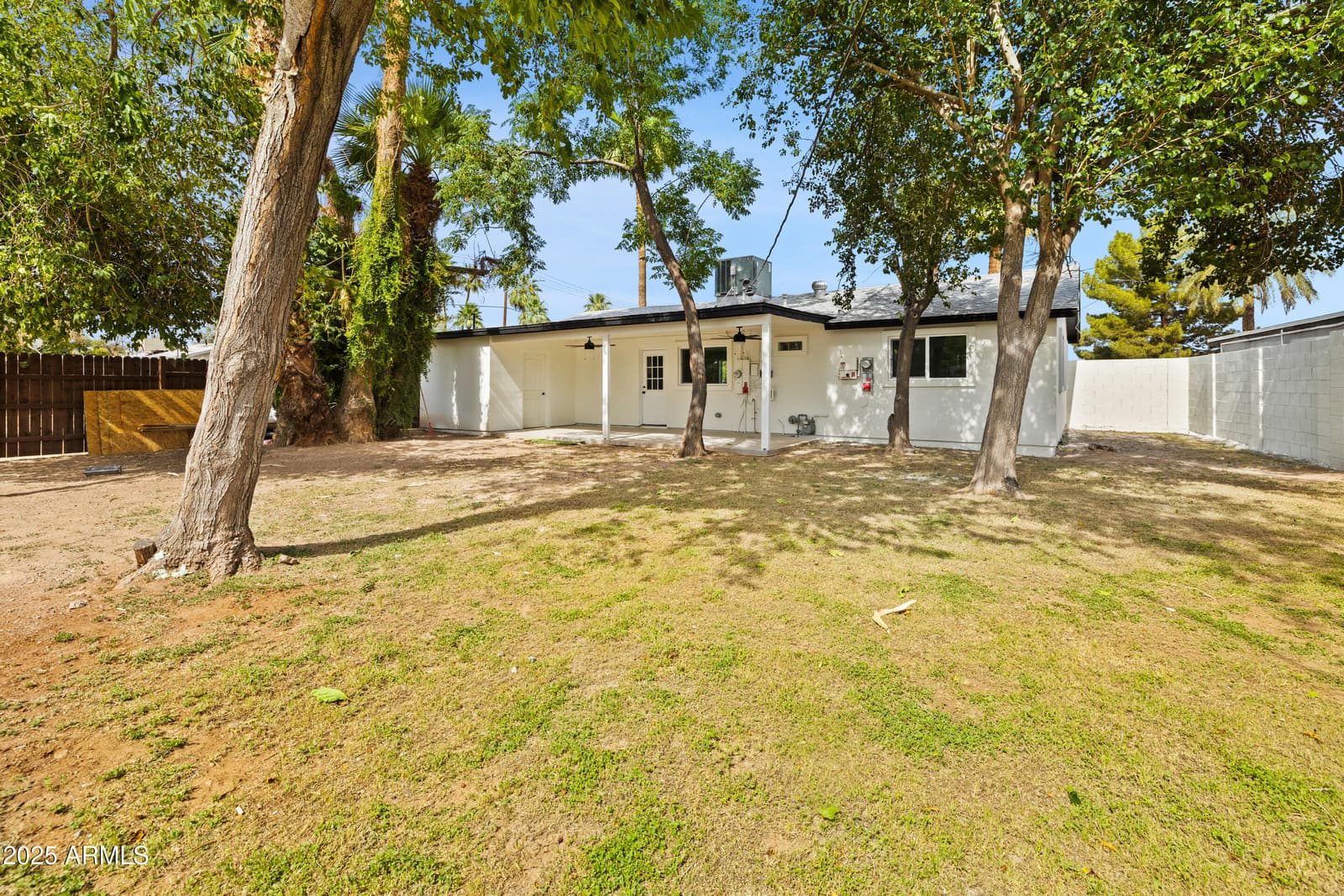 2201 N 29th Place, Phoenix, AZ 85008 — photo 31 of 37