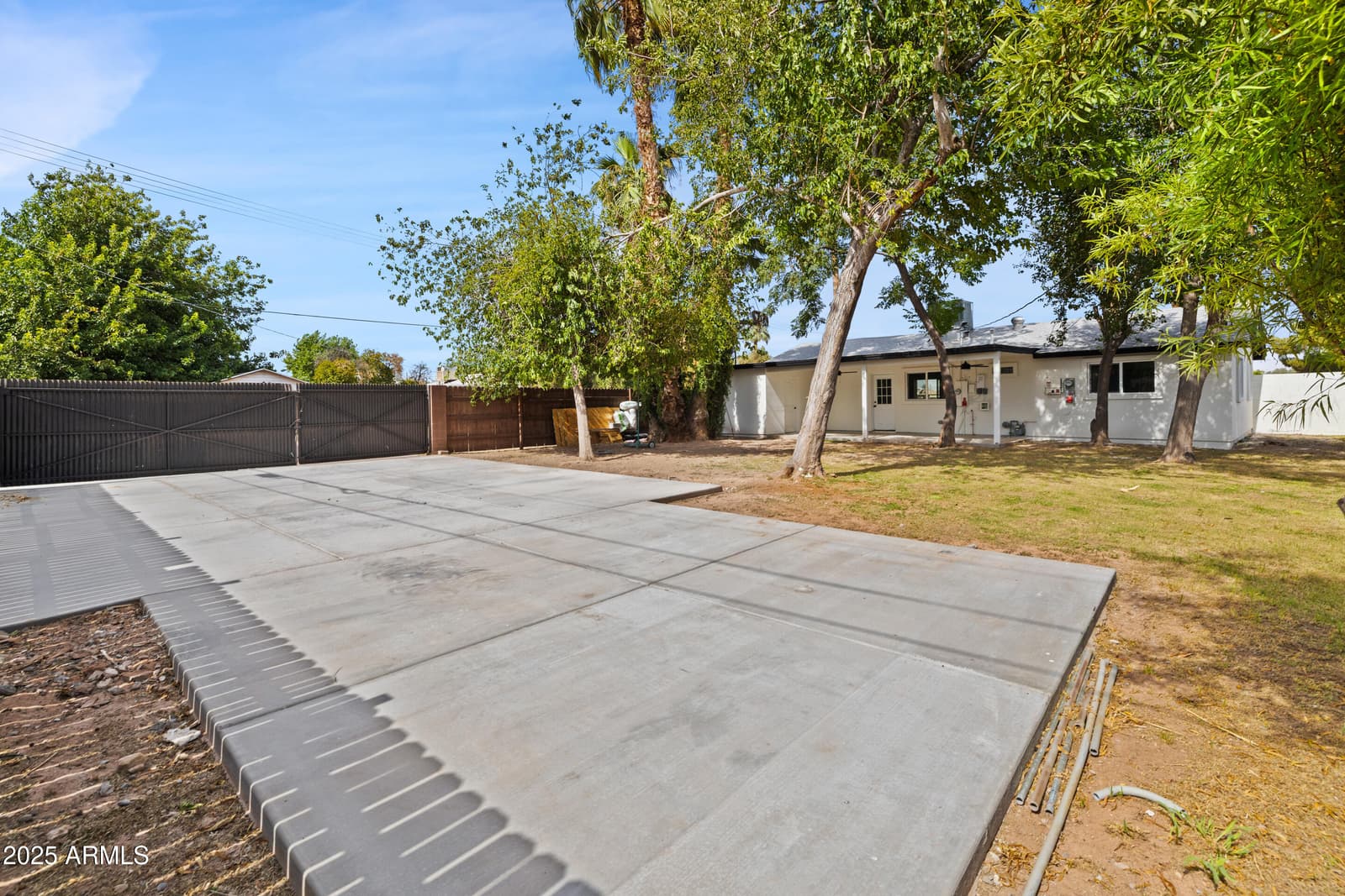 2201 N 29th Place, Phoenix, AZ 85008 — photo 34 of 37