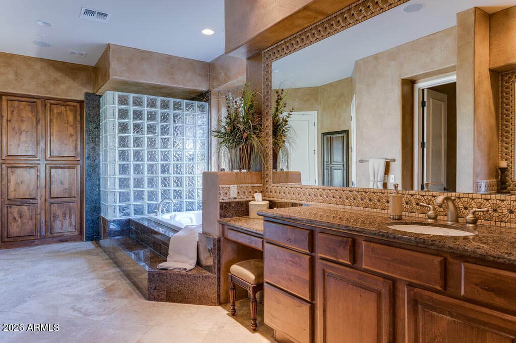 8309 E Eagle Feather Road, Scottsdale, AZ 85266 — photo 12 of 44