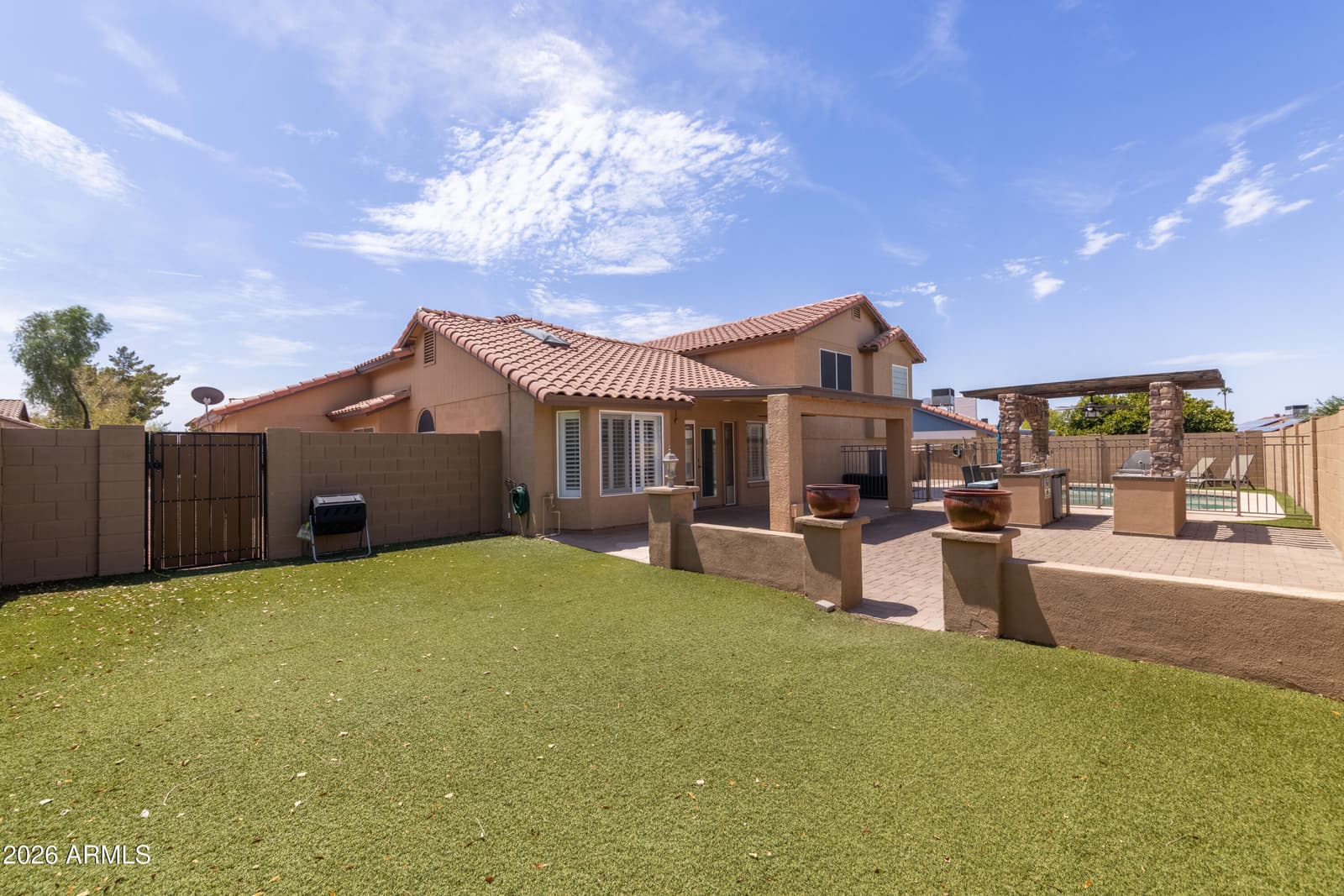 6108 W Shangri La Road W, Glendale, AZ 85304 — photo 4 of 30