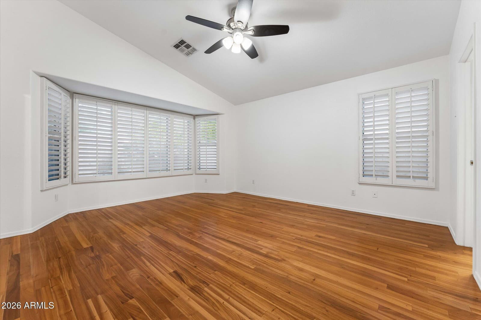 16036 N 11th Avenue 1072, Phoenix, AZ 85023 — photo 13 of 29