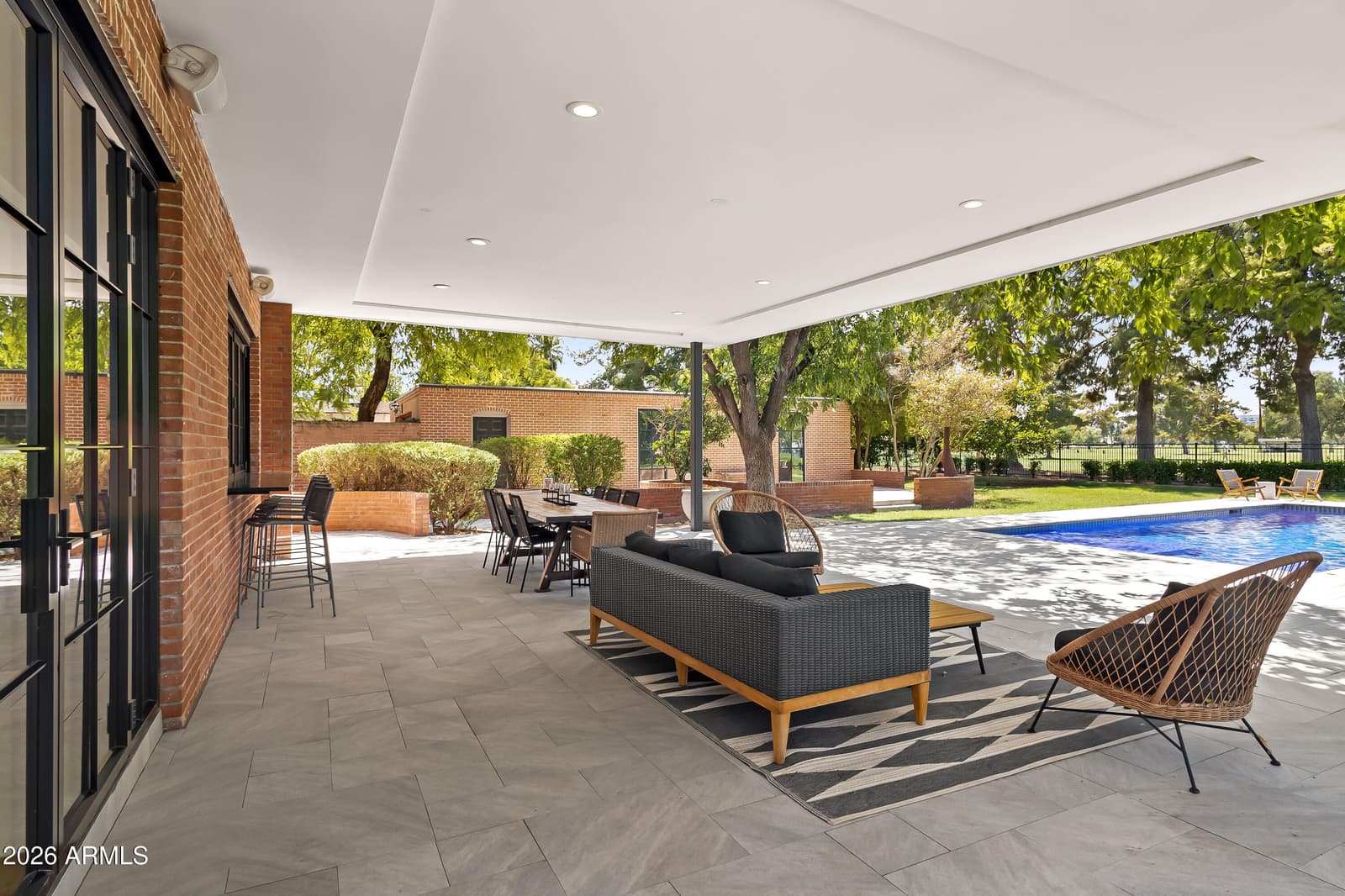3216 N Manor Drive W, Phoenix, AZ 85014 — photo 48 of 51