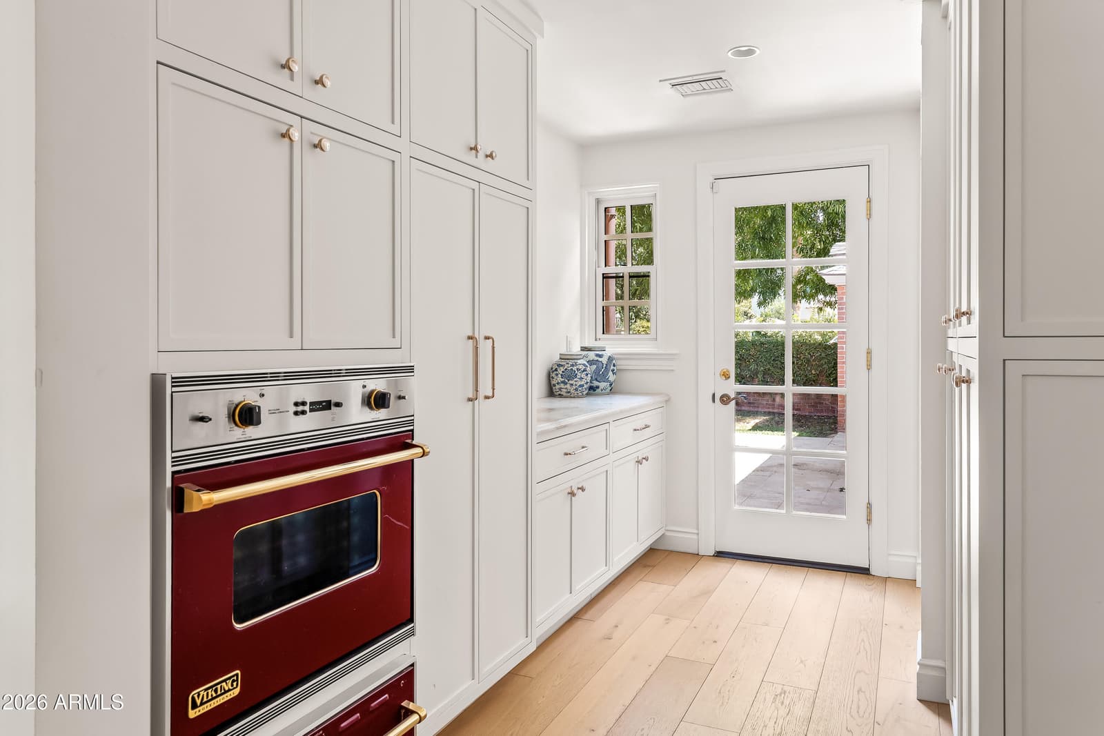 3216 N Manor Drive W, Phoenix, AZ 85014 — photo 12 of 51