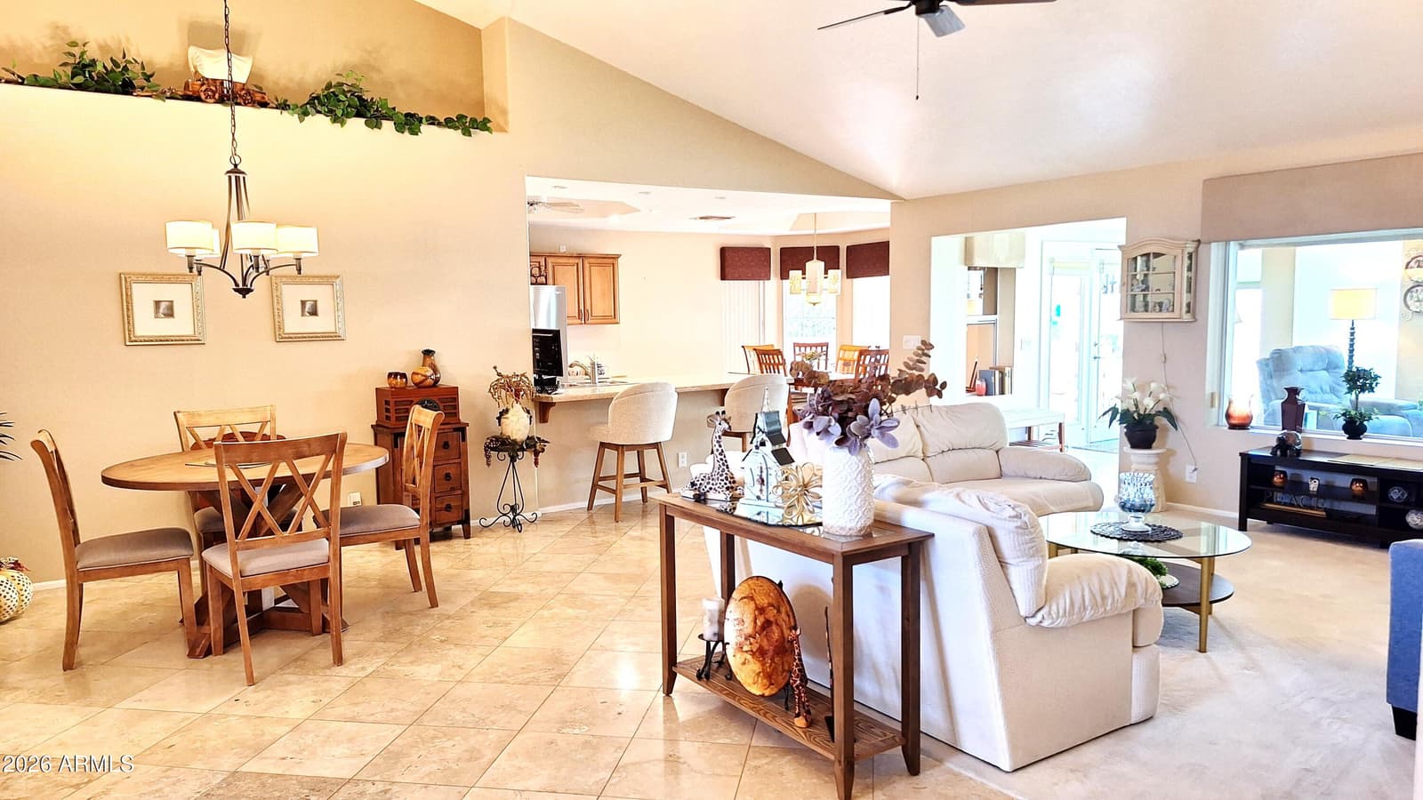 7952 E Navarro Avenue, Mesa, AZ 85209 — photo 4 of 25