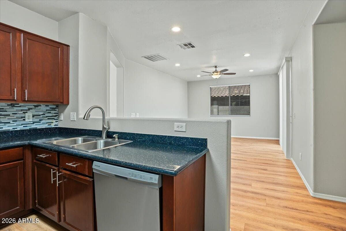 46068 W Sheridan Road, Maricopa, AZ 85139 — photo 11 of 40
