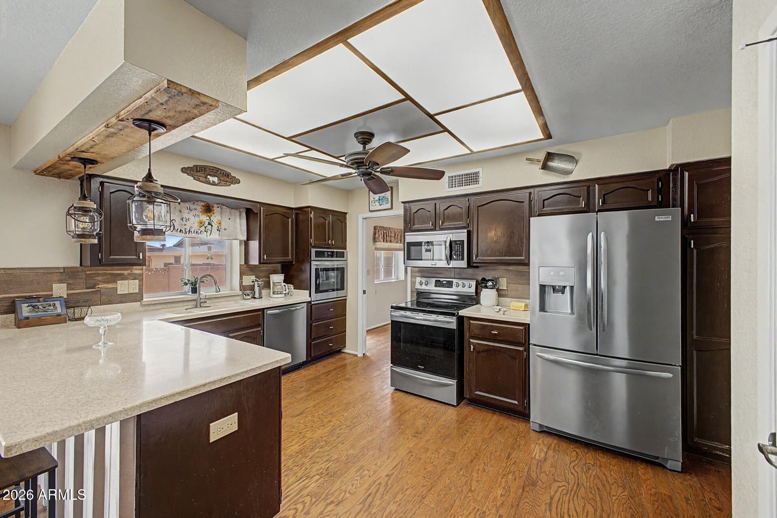 8239 E Navarro Avenue, Mesa, AZ 85209 — photo 15 of 90