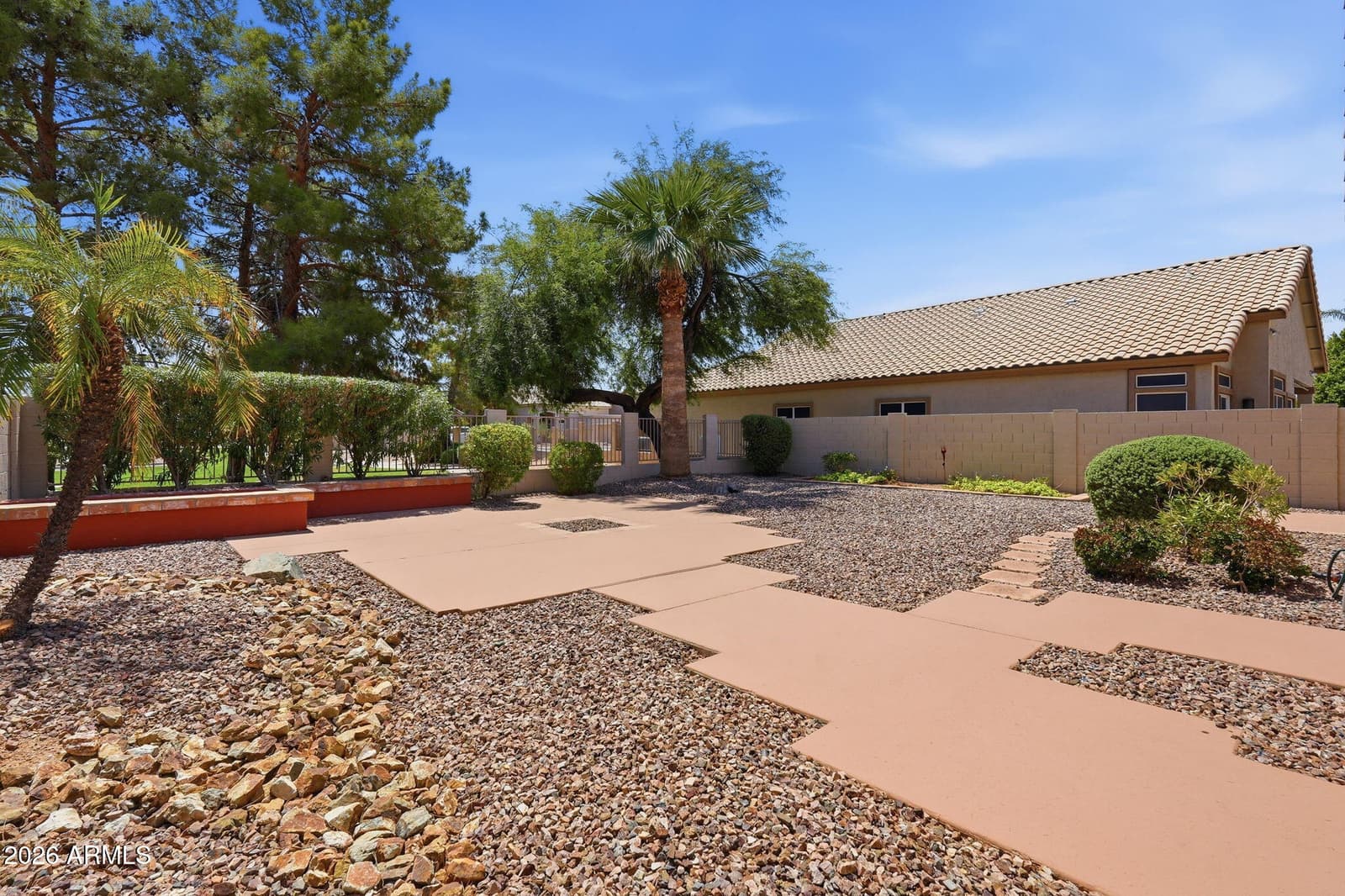 175 W Palomino Drive, Tempe, AZ 85284 — photo 37 of 42