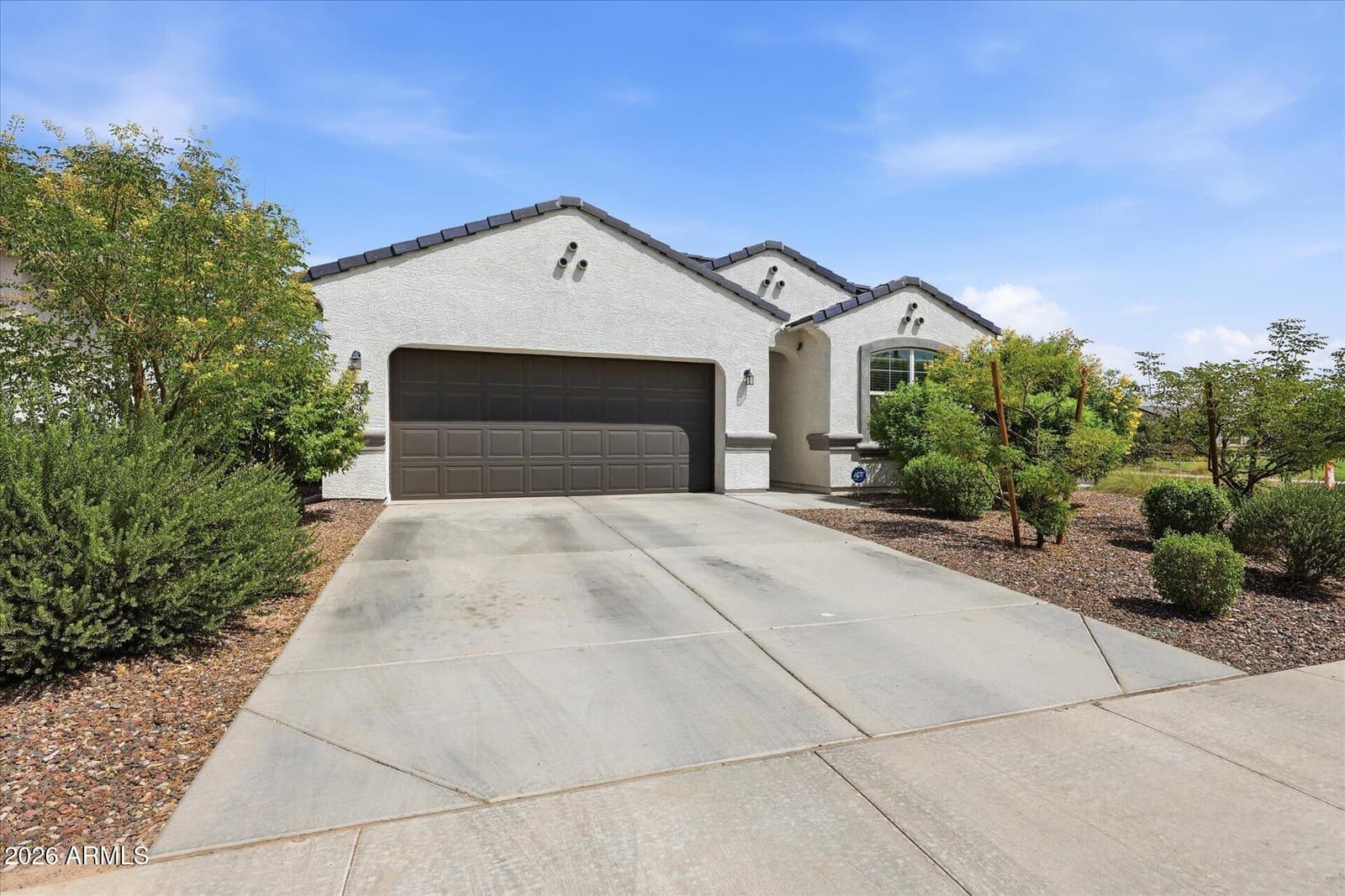 4511 S 104th Drive, Tolleson, AZ 85353 — photo 2 of 42