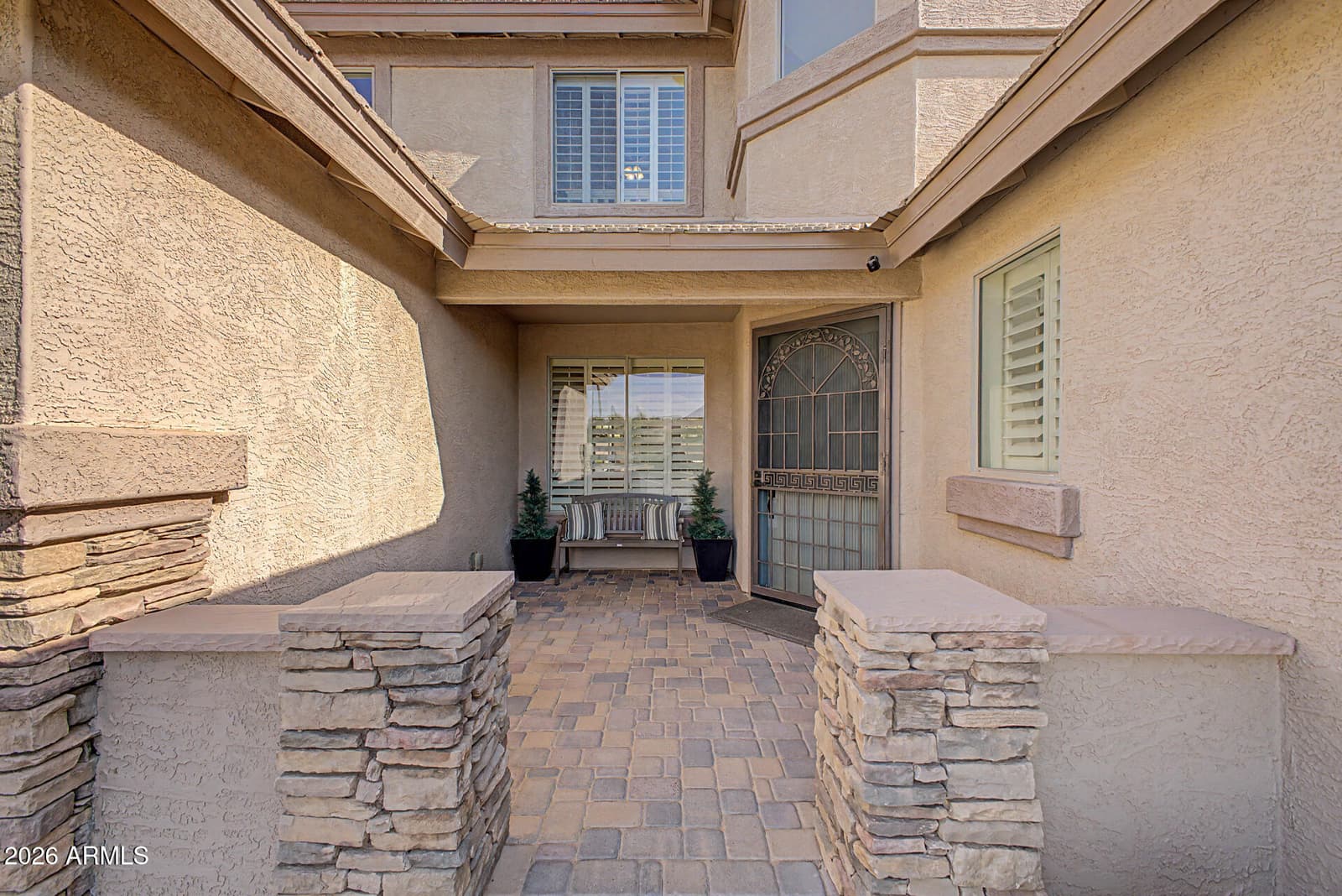 3911 E Jaguar Avenue, Gilbert, AZ 85298 — photo 5 of 91