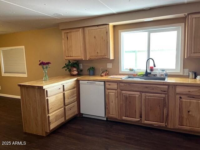 4923 E Camino Principal 24, Sierra Vista, AZ 85650 — photo 1 of 26