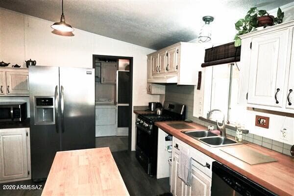 1917 N Montana Road, Dragoon, AZ 85609 — photo 19 of 46