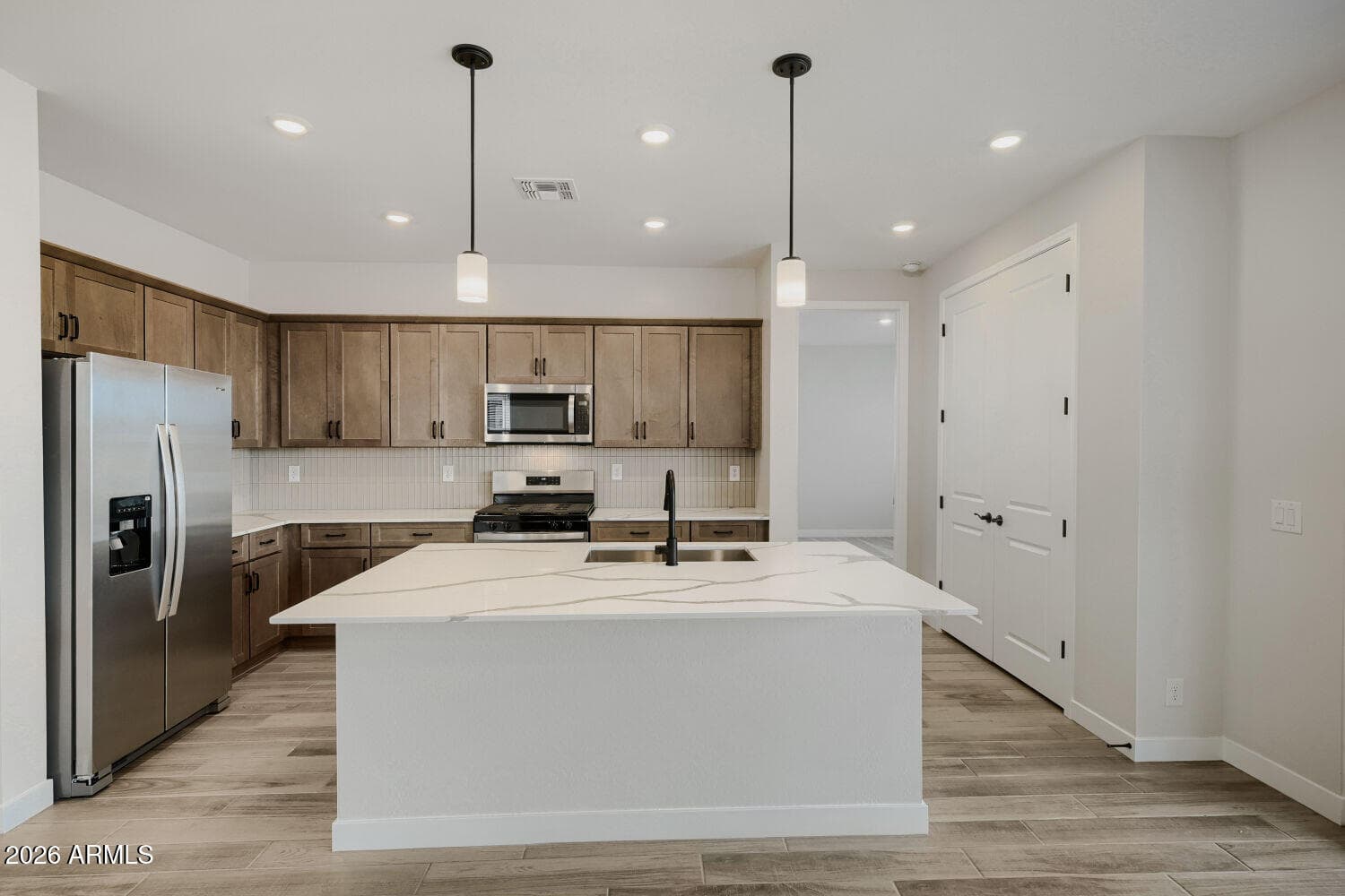 2898 E Padua Avenue, San Tan Valley, AZ 85143 — photo 13 of 33