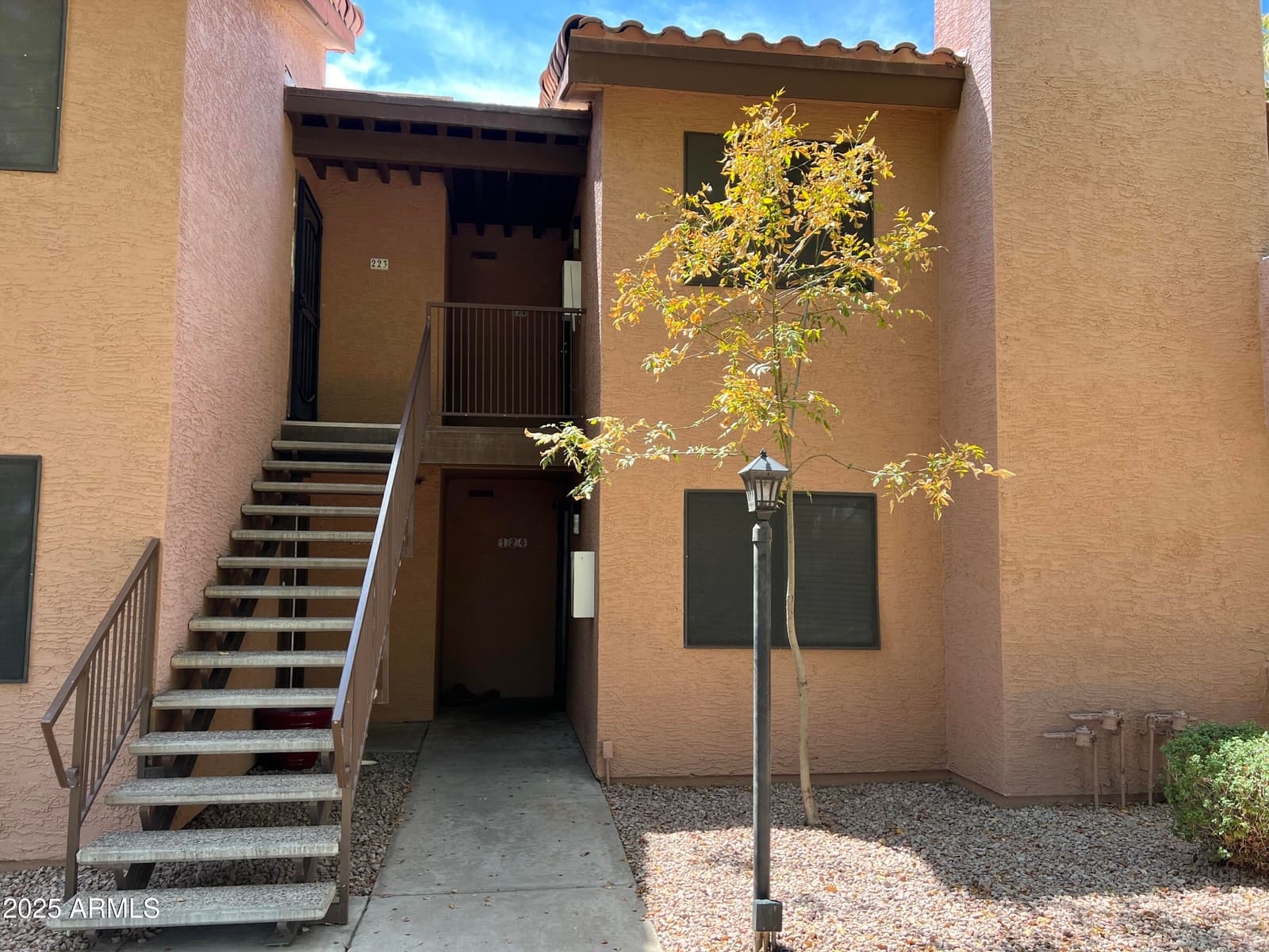 1075 E Chandler Boulevard 124, Chandler, AZ 85225 — photo 1 of 3