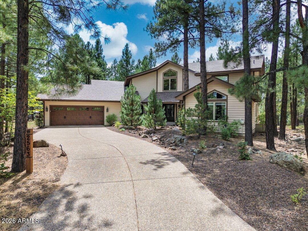 2563 Hart Merriam, Flagstaff, AZ 86005 — photo 1 of 93