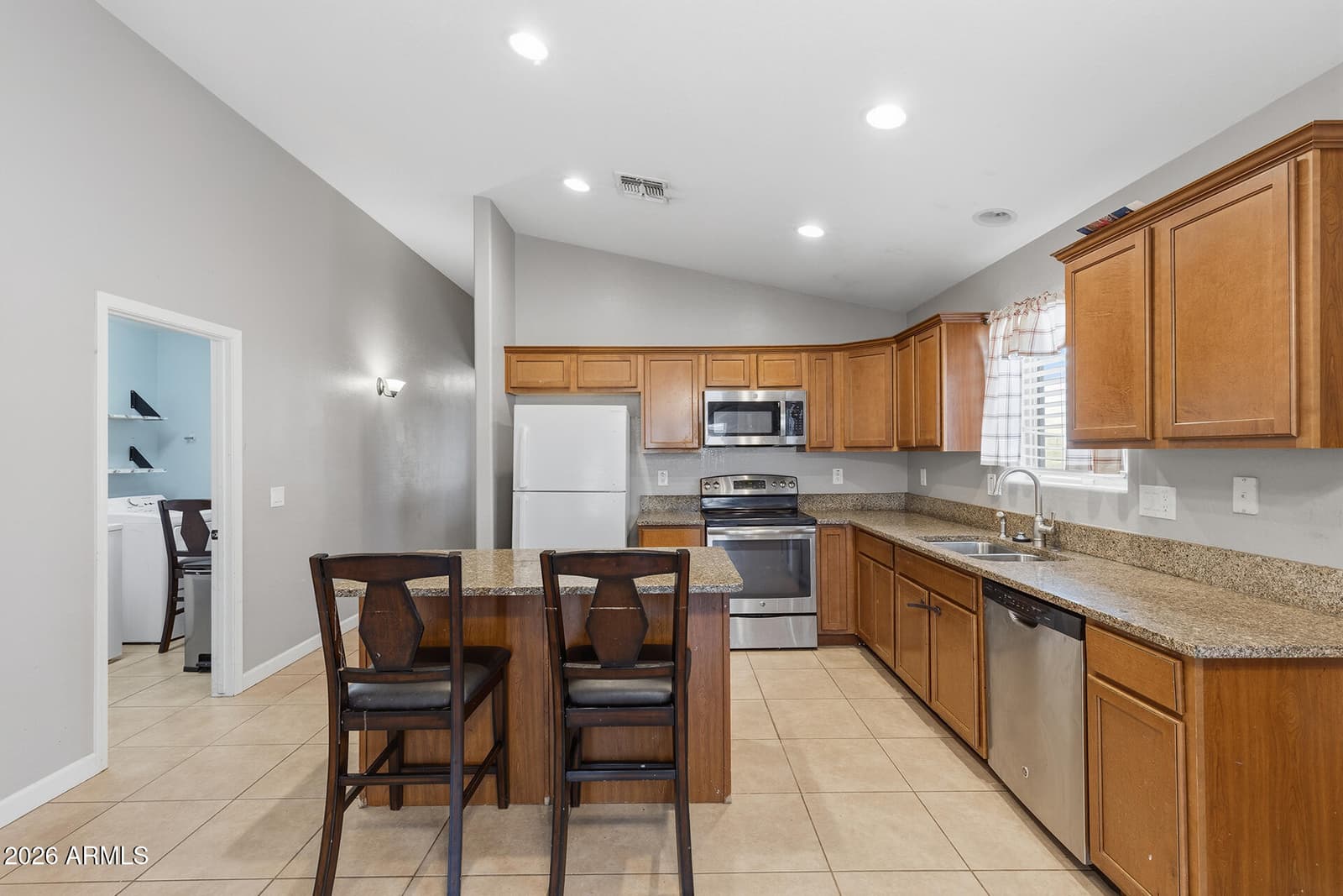 21686 W Hess Avenue, Buckeye, AZ 85326 — photo 13 of 47