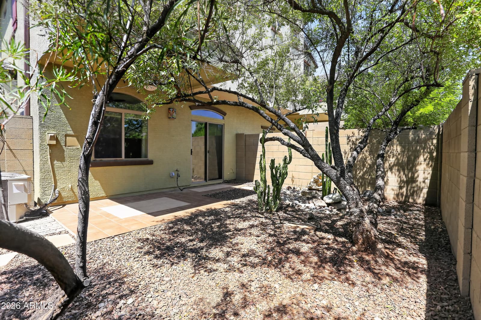 2725 E Mine Creek Road 1025, Phoenix, AZ 85024 — photo 19 of 40