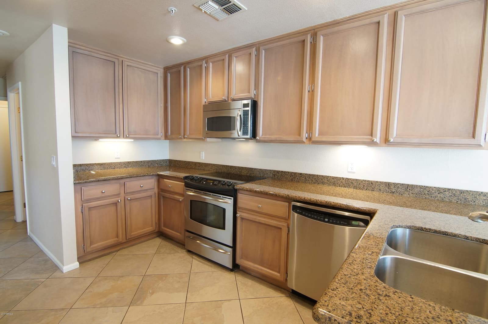 7222 E Gainey Ranch Road 127, Scottsdale, AZ 85258 — photo 8 of 30