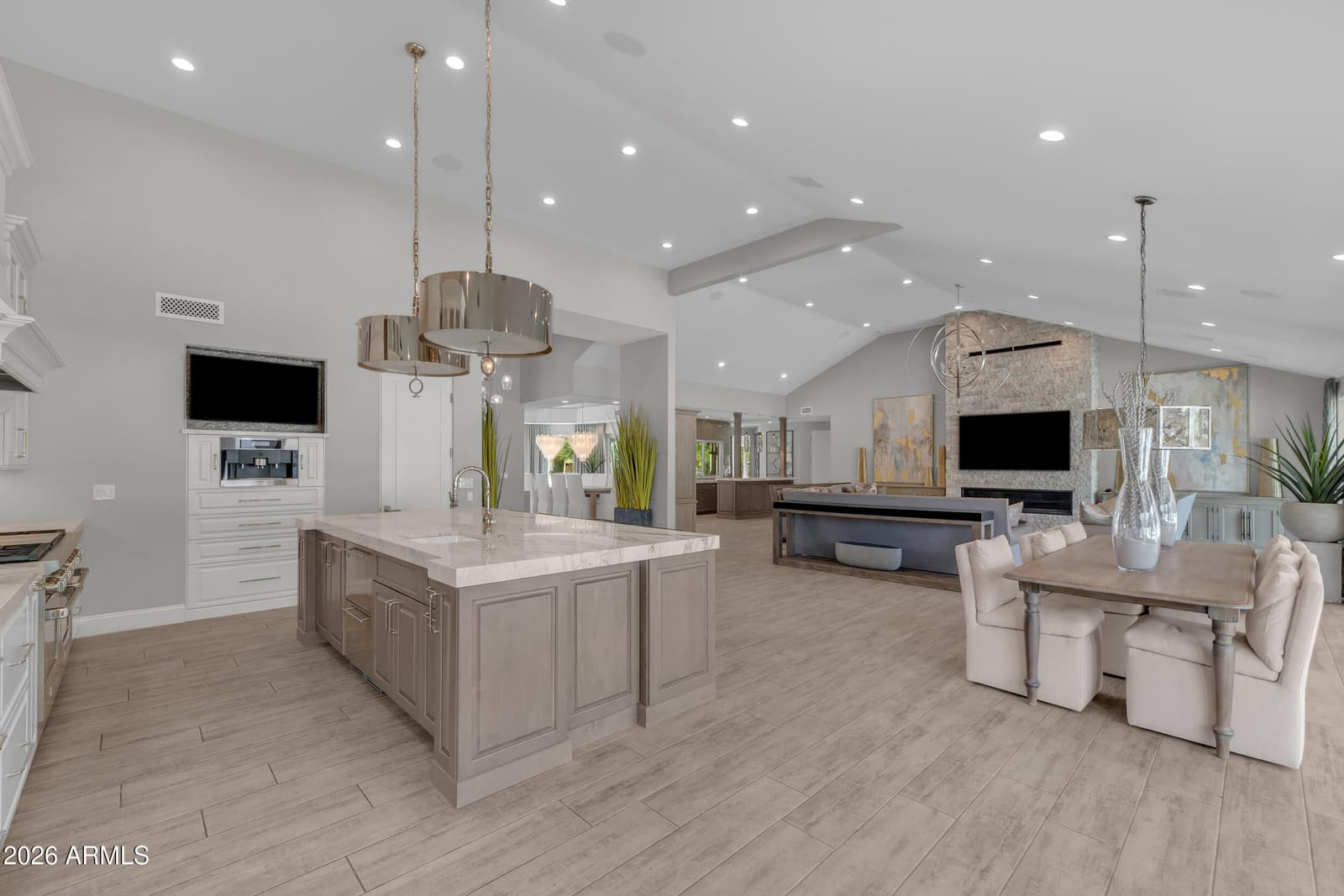 9016 N 60th Street, Paradise Valley, AZ 85253 — photo 14 of 67