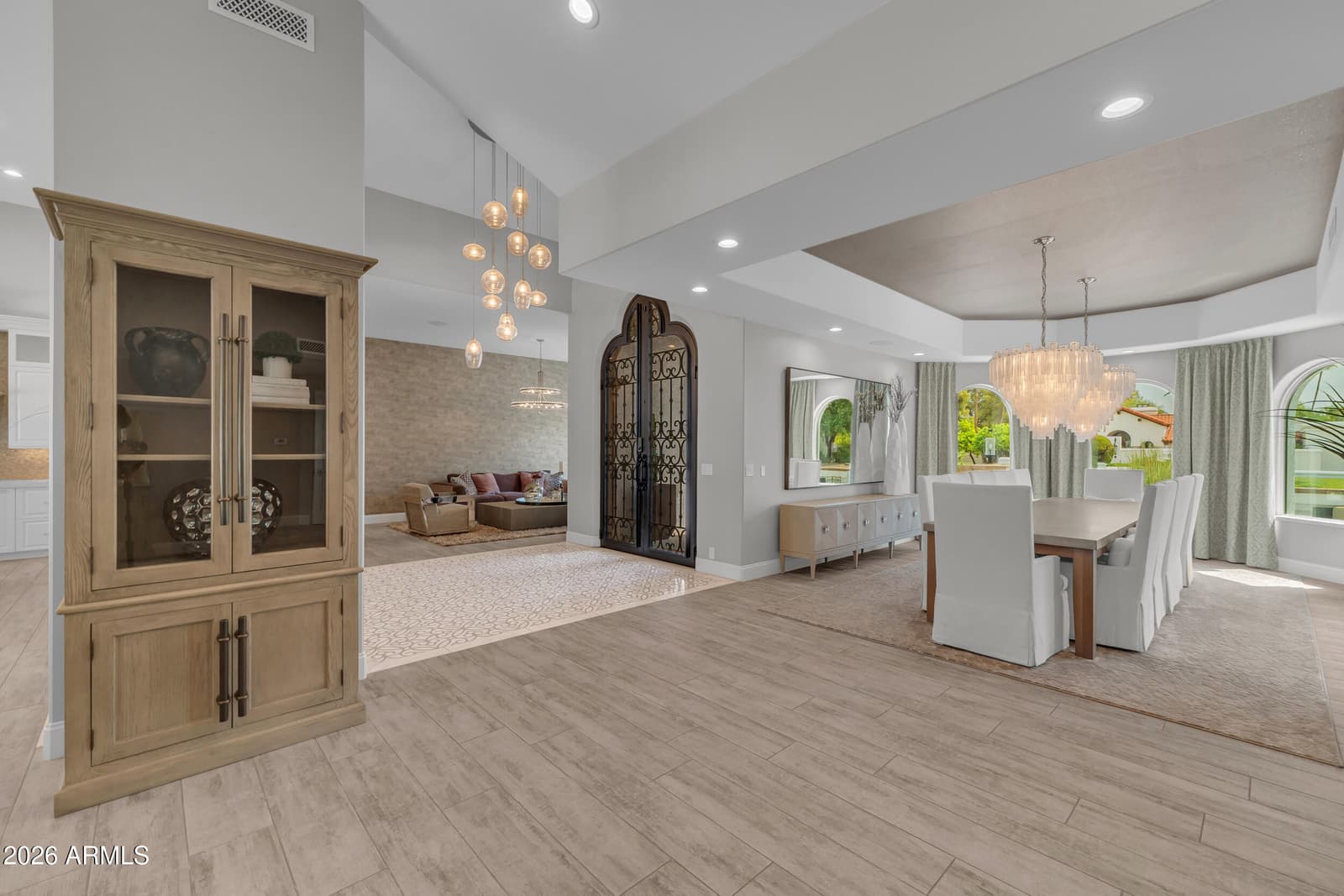 9016 N 60th Street, Paradise Valley, AZ 85253 — photo 10 of 67