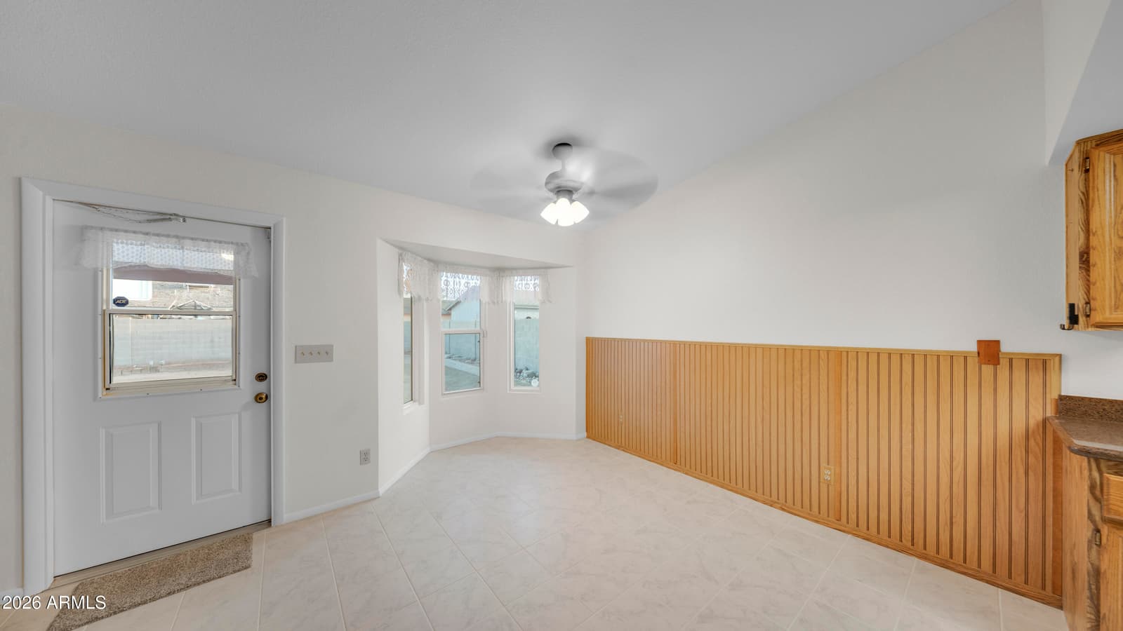 11033 W Devonshire Avenue, Phoenix, AZ 85037 — photo 6 of 19