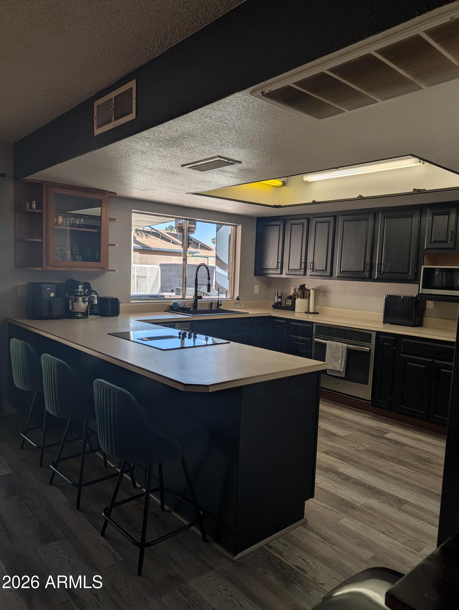 9823 N 48th Drive, Glendale, AZ 85302 — photo 9 of 35