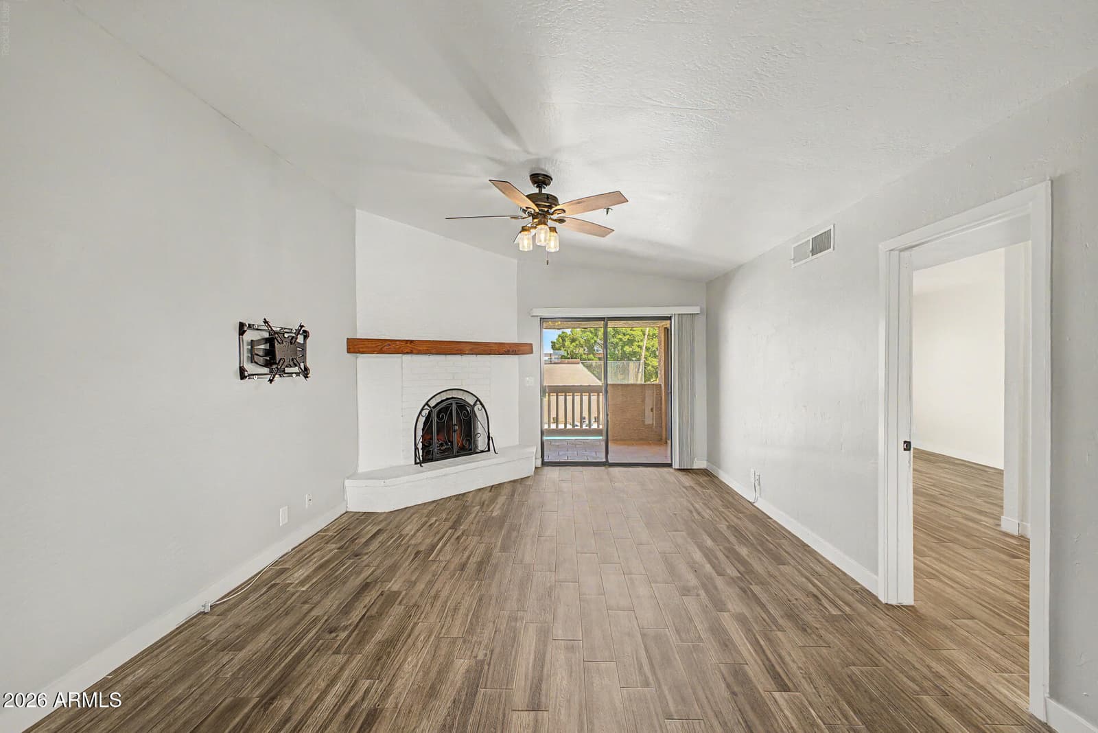 3031 N Civic Center Plaza 311, Scottsdale, AZ 85251 — photo 12 of 44