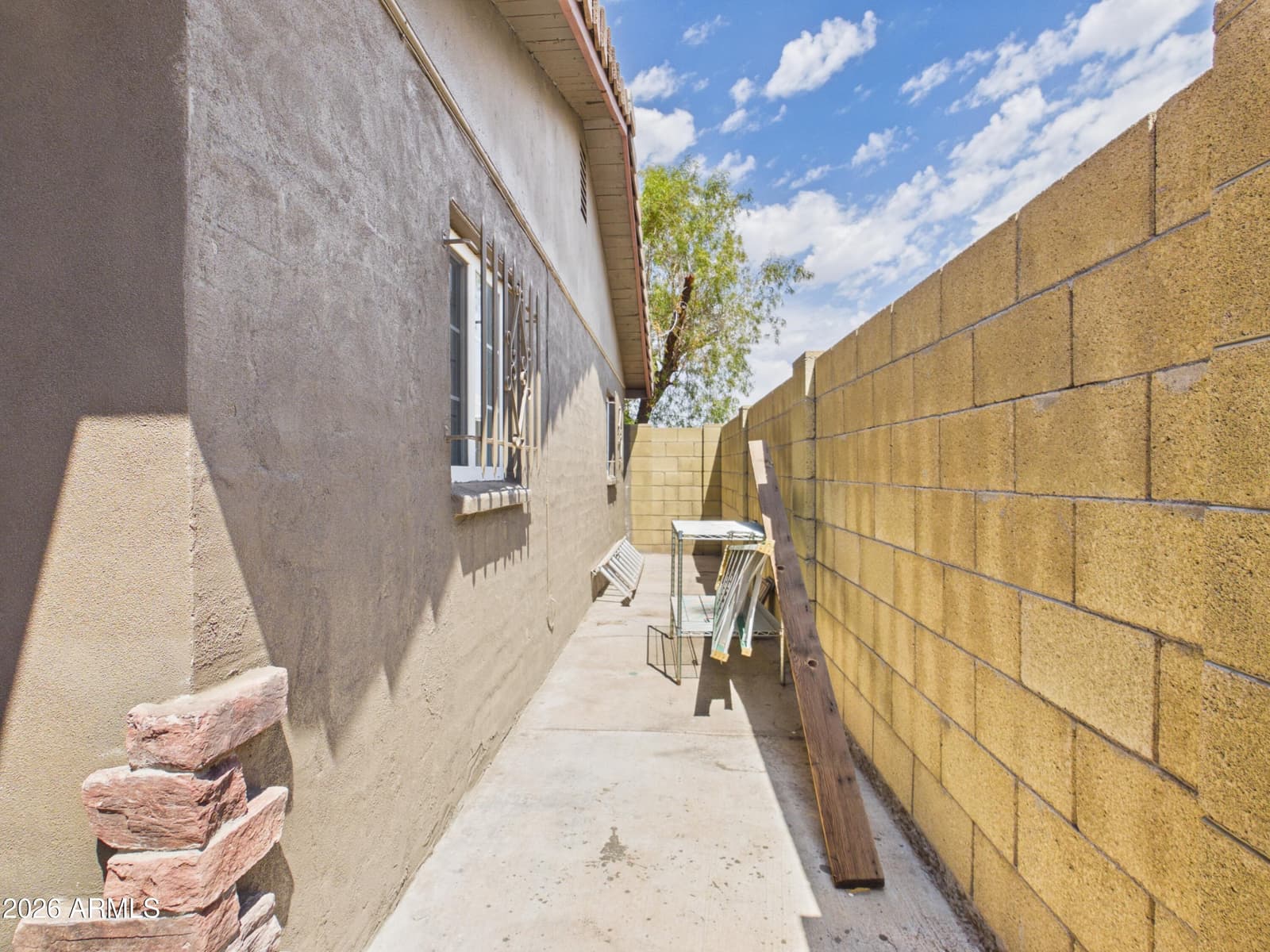 1201 E Griswold Road, Phoenix, AZ 85020 — photo 31 of 35