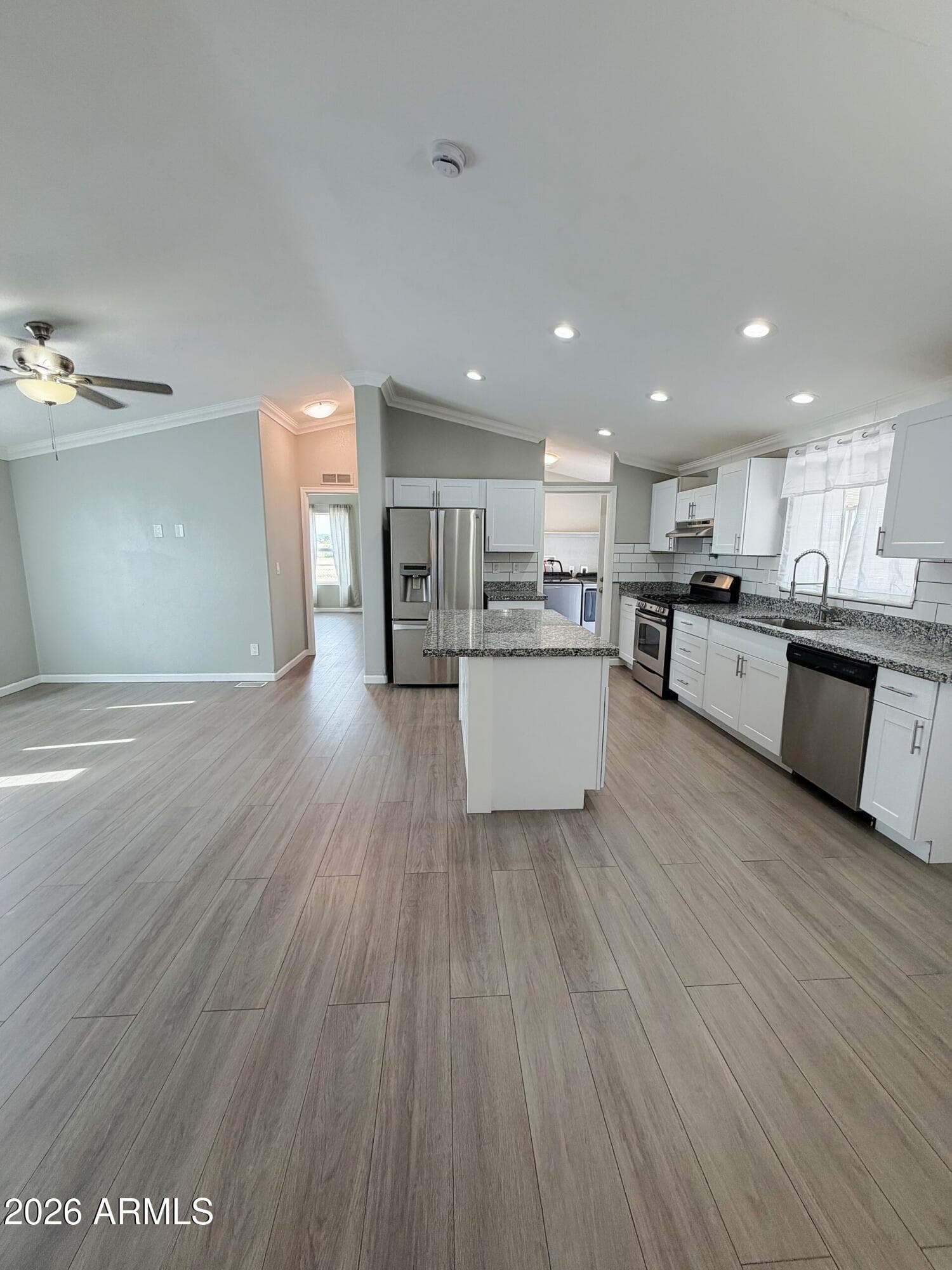 400 W Baseline Road 313, Tempe, AZ 85284 — photo 3 of 22