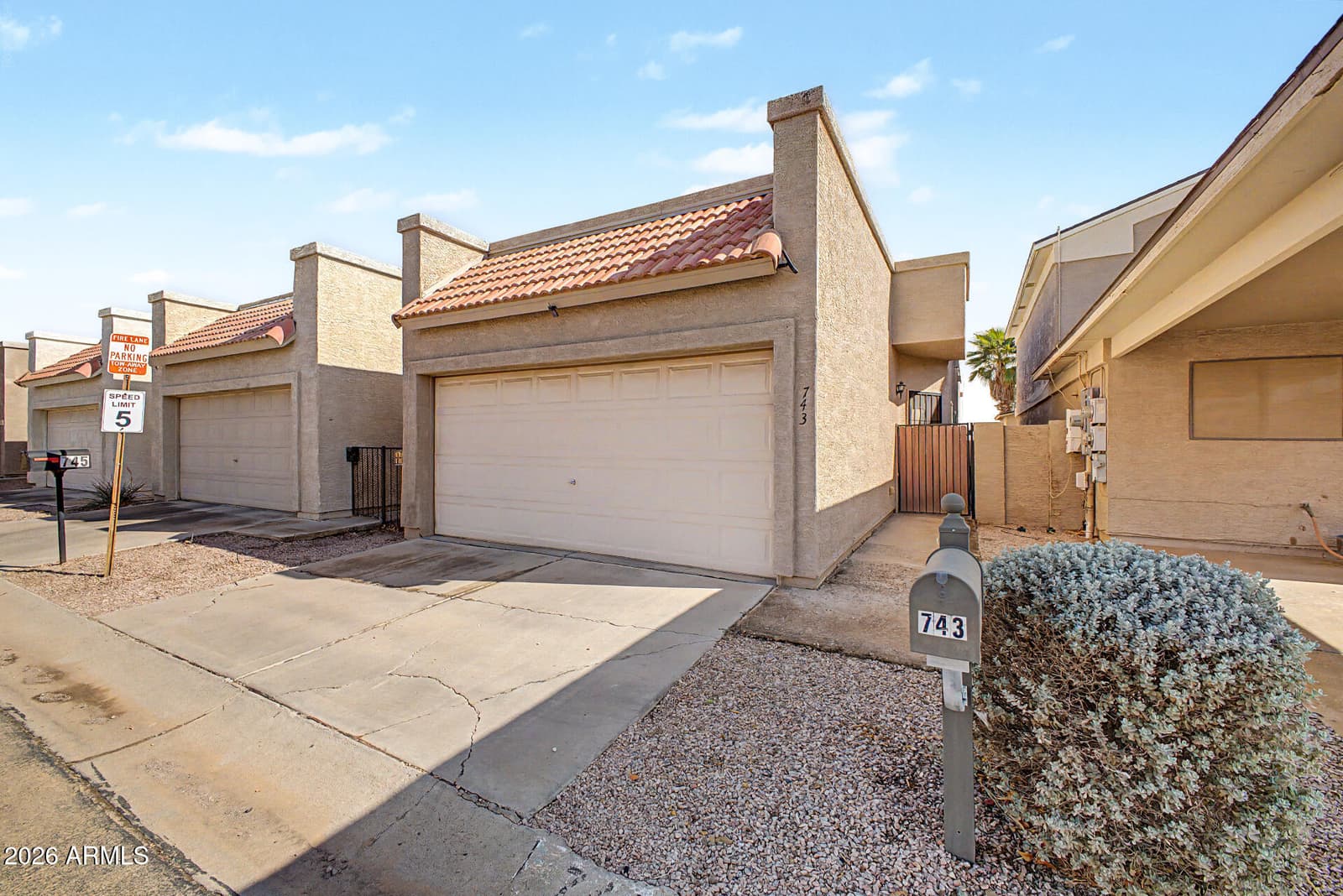 743 E Pepper Drive, Casa Grande, AZ 85122 — photo 6 of 39