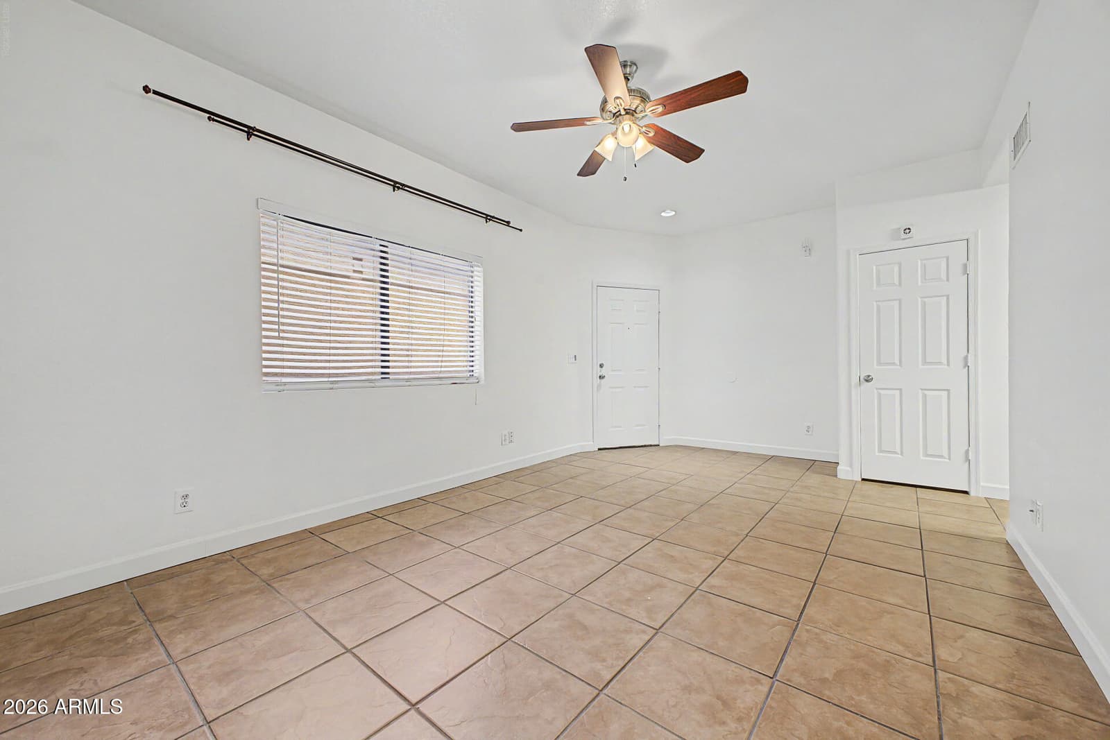 743 E Pepper Drive, Casa Grande, AZ 85122 — photo 9 of 39
