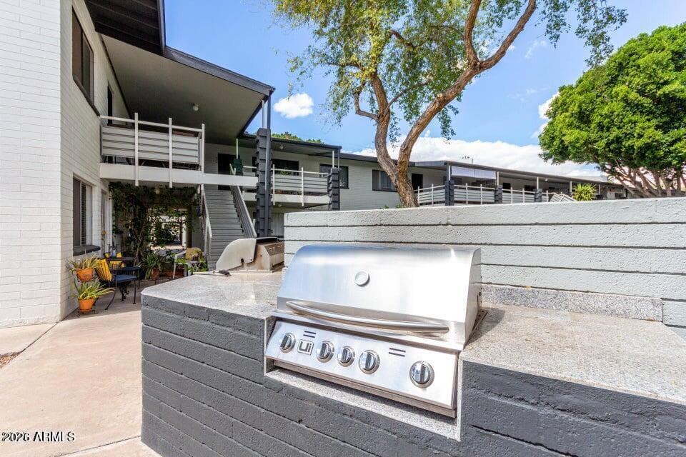 749 E Montebello Avenue 125, Phoenix, AZ 85014 — photo 9 of 13