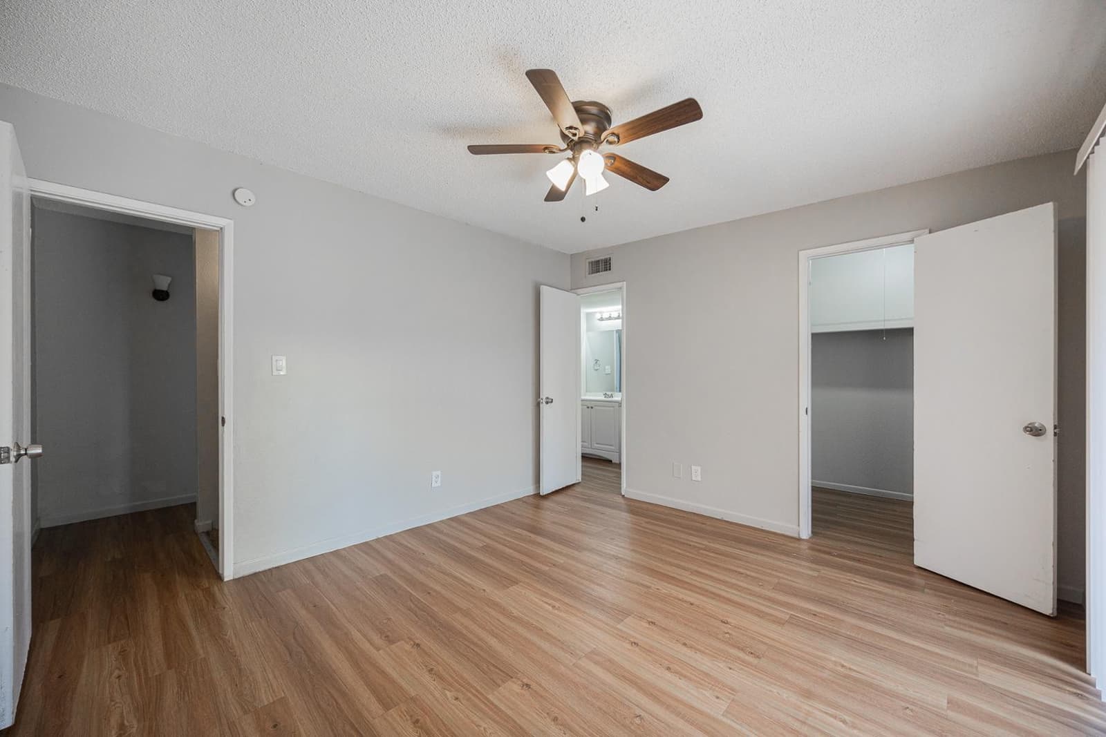 6565 N 19th Avenue 53, Phoenix, AZ 85015 — photo 14 of 25