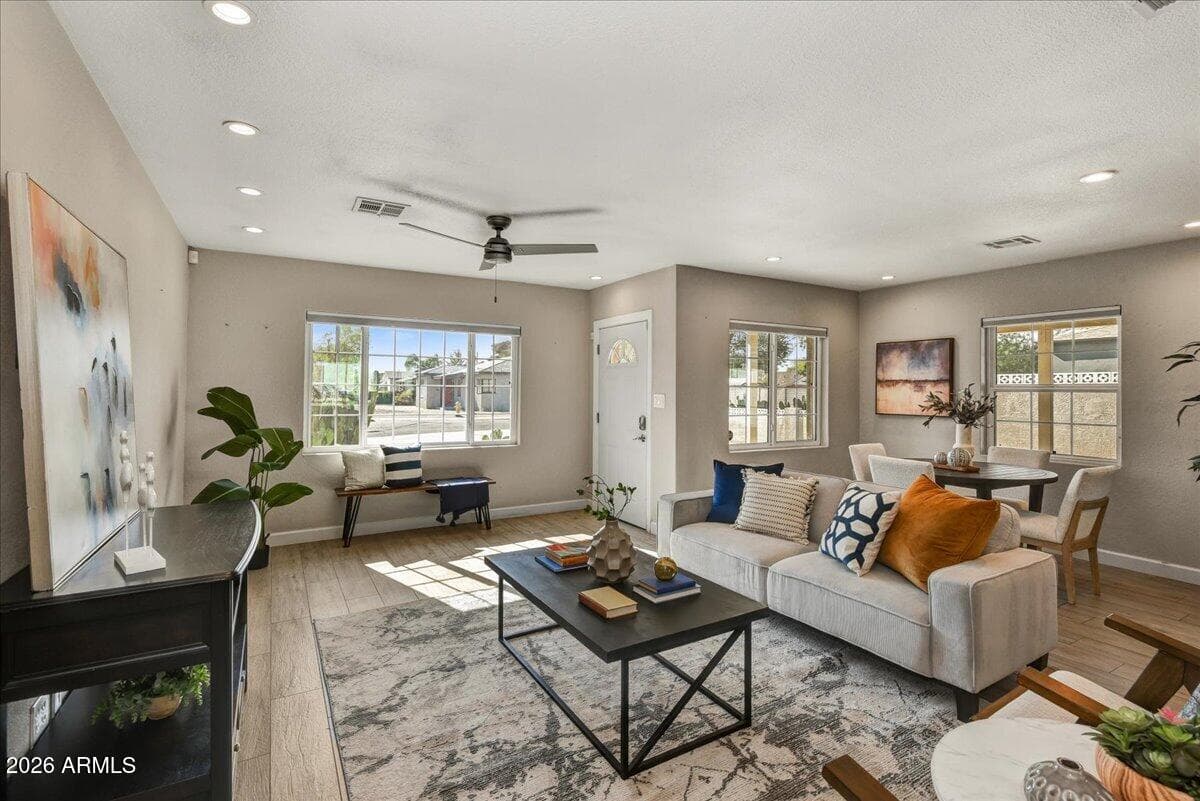 4325 N 19th Place, Phoenix, AZ 85016 — photo 2 of 23