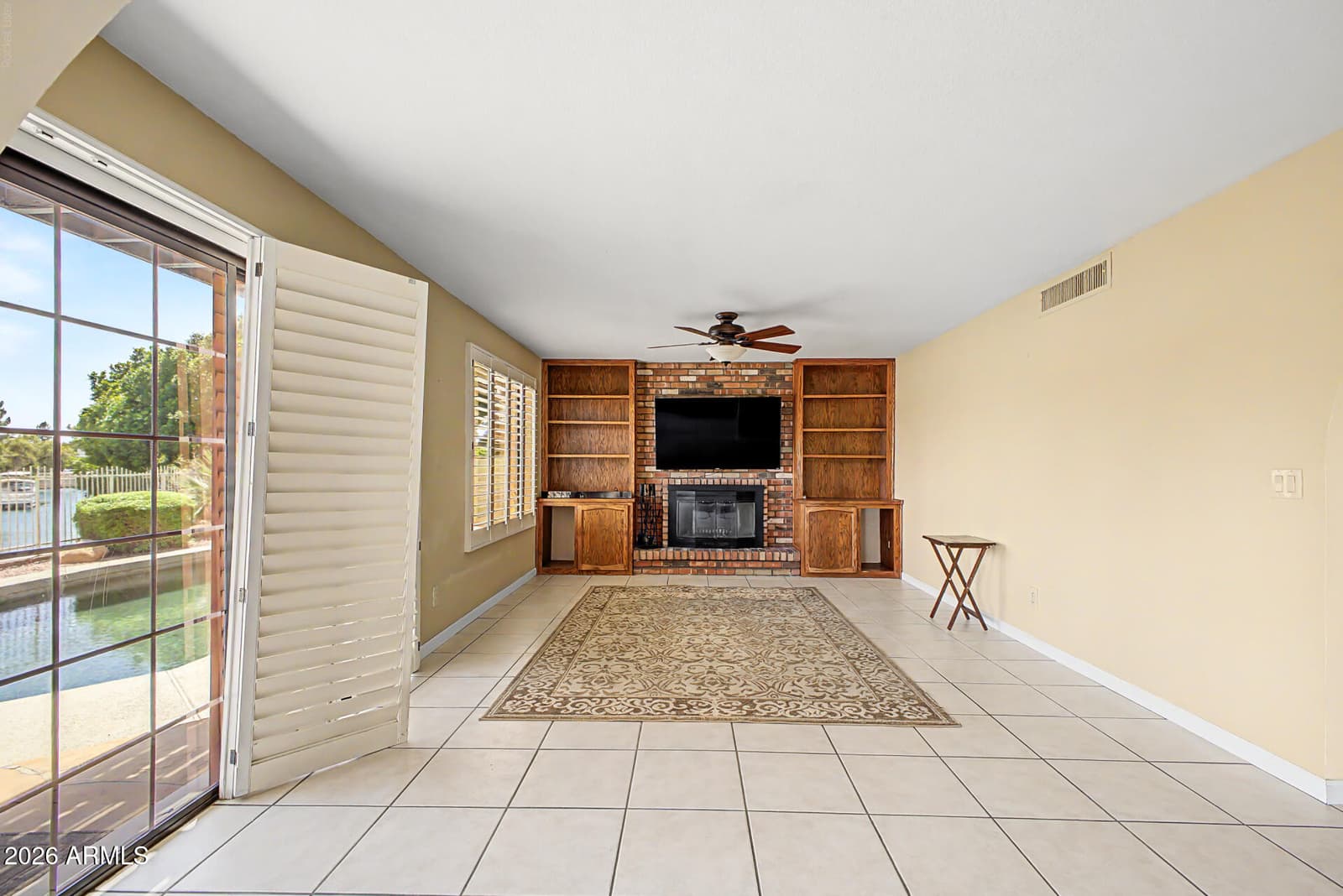 2031 W Madero Avenue, Mesa, AZ 85202 — photo 11 of 52