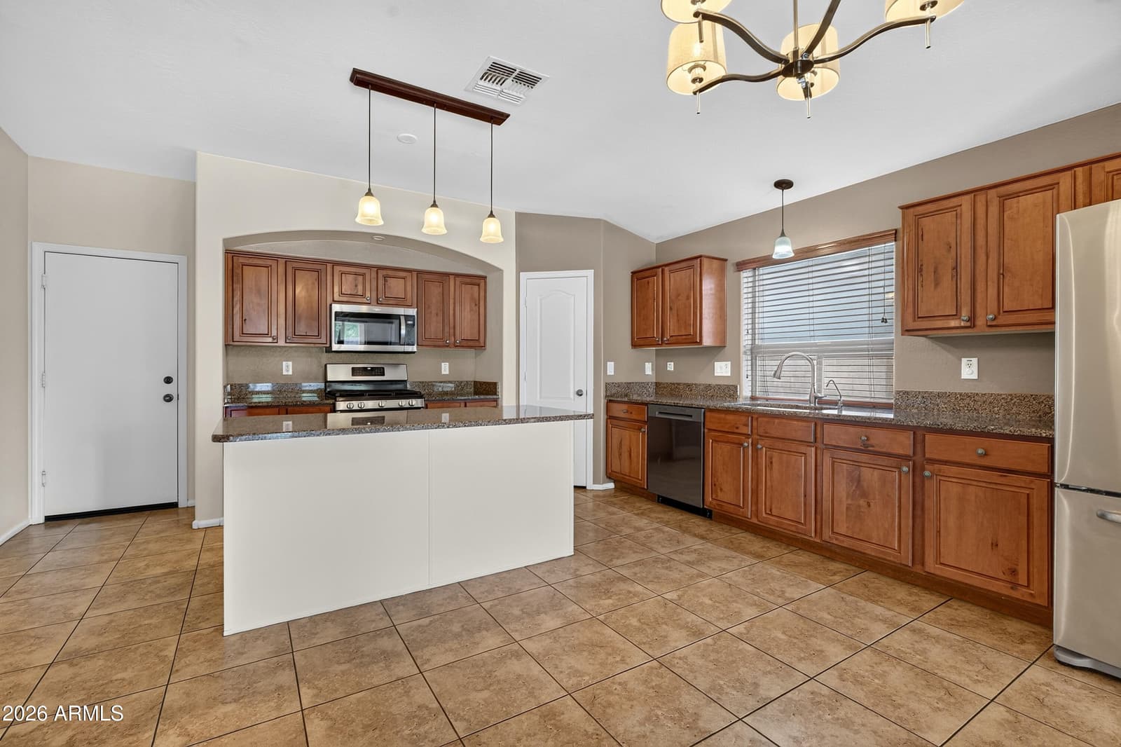 13544 N 176th Lane, Surprise, AZ 85388 — photo 12 of 43