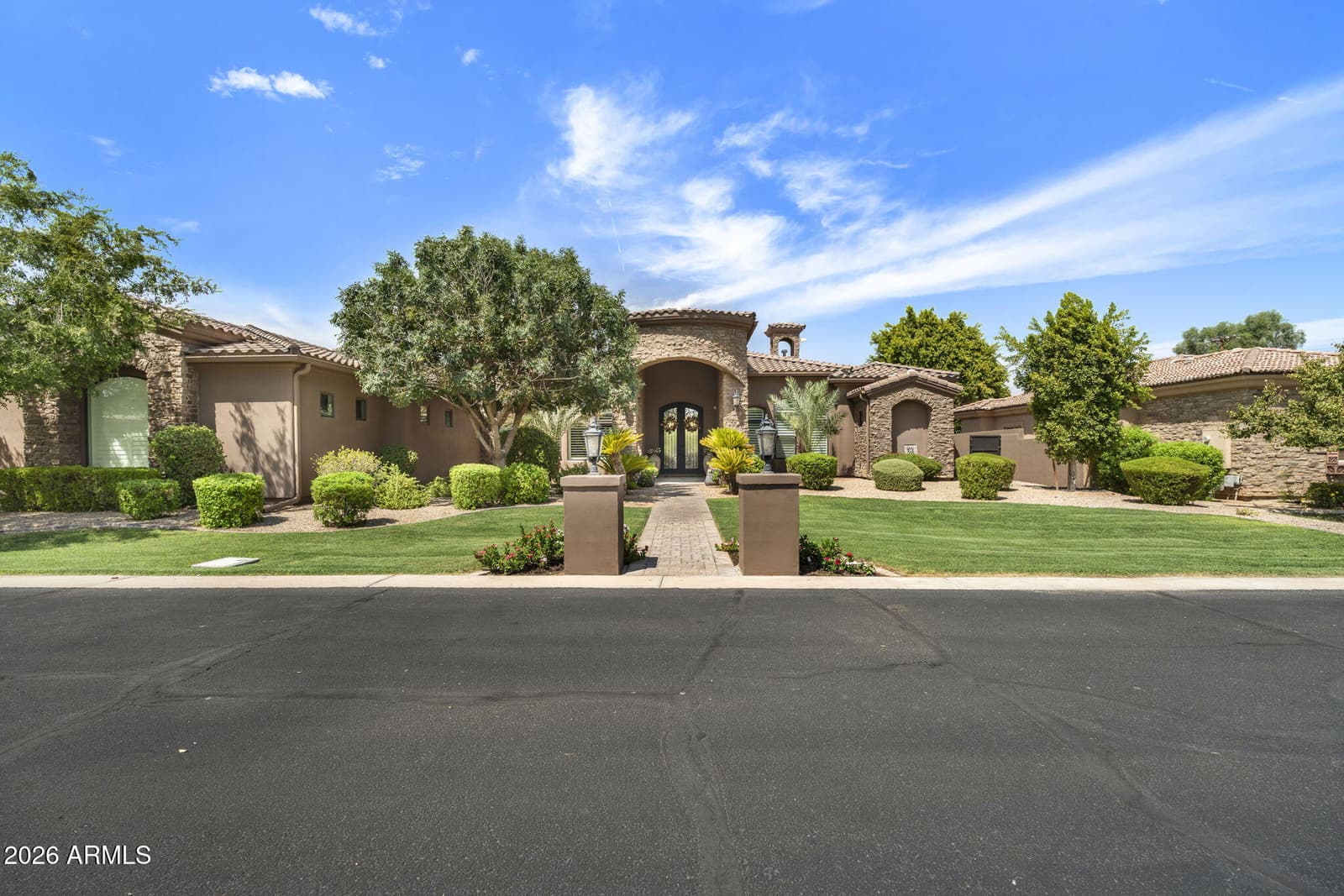 6032 W Victoria Place, Chandler, AZ 85226 — photo 1 of 74