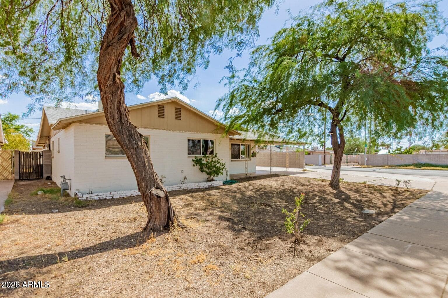 1557 W 2nd Street, Mesa, AZ 85201 — photo 6 of 37