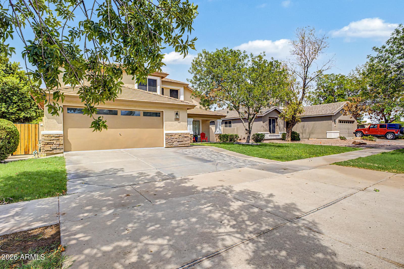 3358 E Park Avenue, Gilbert, AZ 85234 — photo 4 of 48
