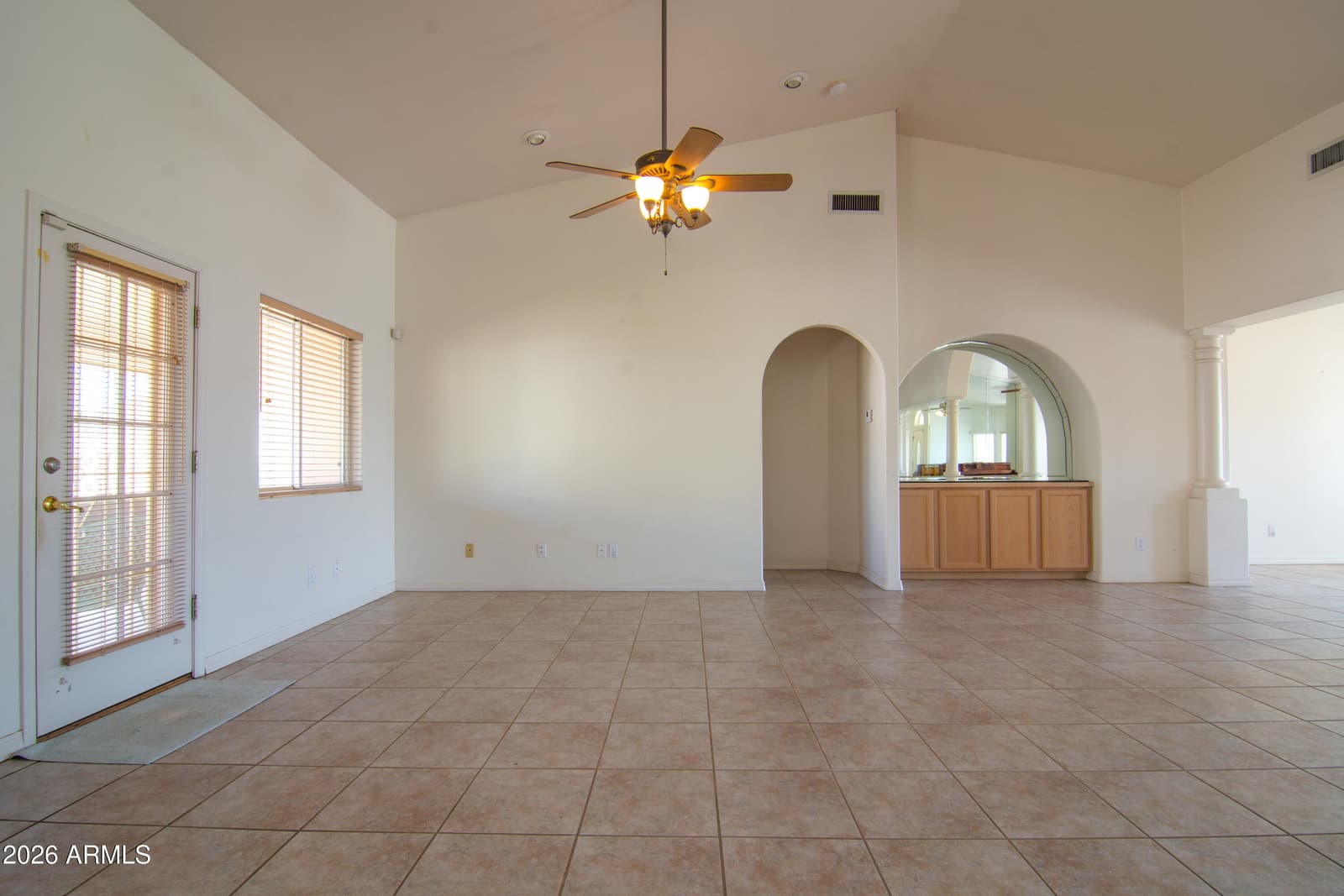 1210 E Clearview Drive, Casa Grande, AZ 85122 — photo 7 of 38