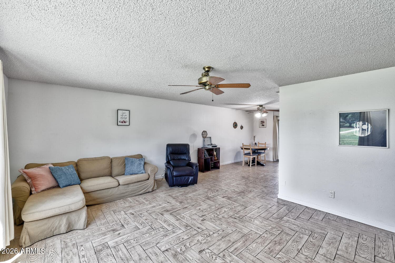 4762 N 20th Avenue, Phoenix, AZ 85015 — photo 4 of 18