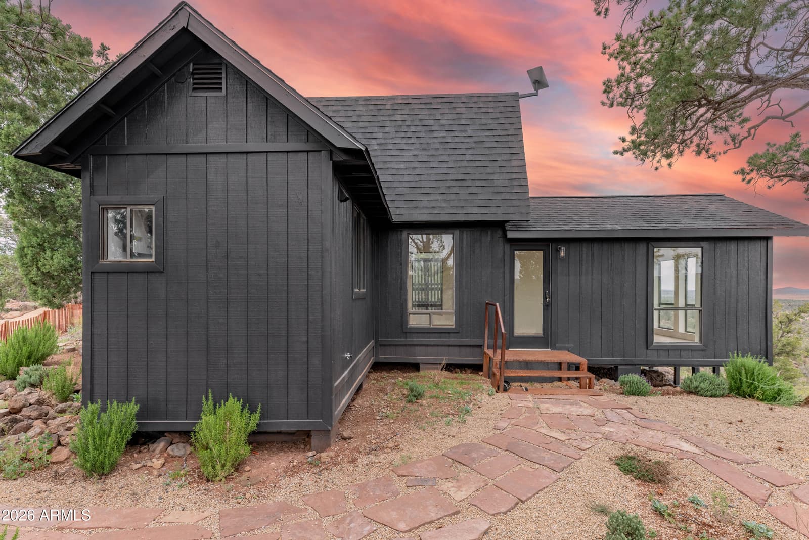 8200 W Rolling Ridge Road, Ash Fork, AZ 86320 — photo 1 of 18