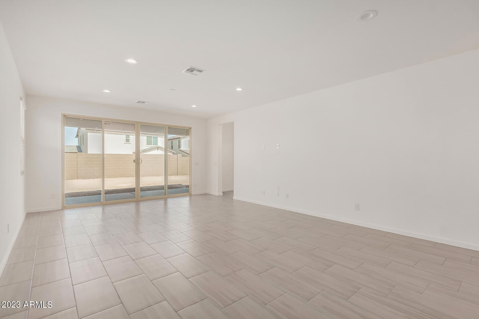2503 S 180th Drive, Goodyear, AZ 85338 — photo 12 of 31