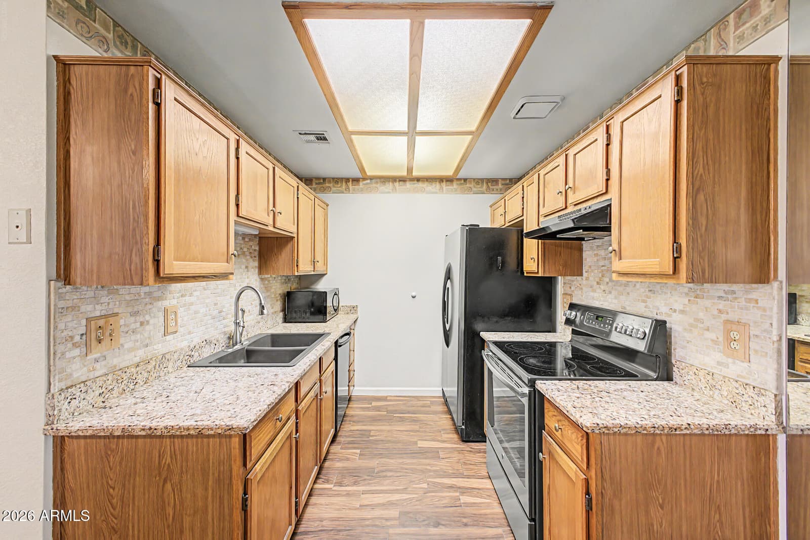 8140 N 107th Avenue 91, Peoria, AZ 85345 — photo 5 of 15
