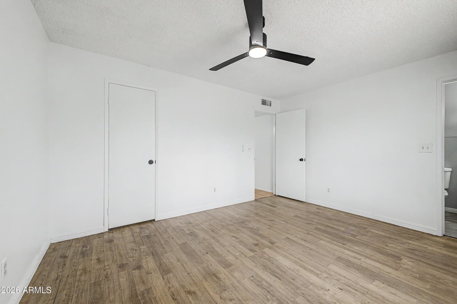5059 W Vernon Avenue, Phoenix, AZ 85035 — photo 12 of 27