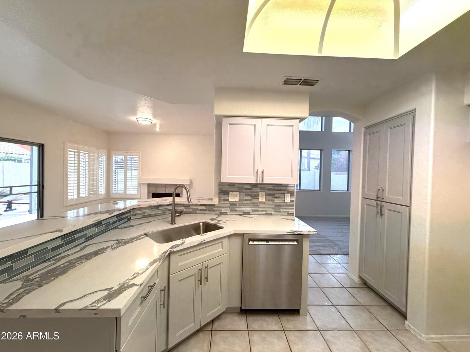 3506 E Rockwood Drive, Phoenix, AZ 85050 — photo 7 of 43