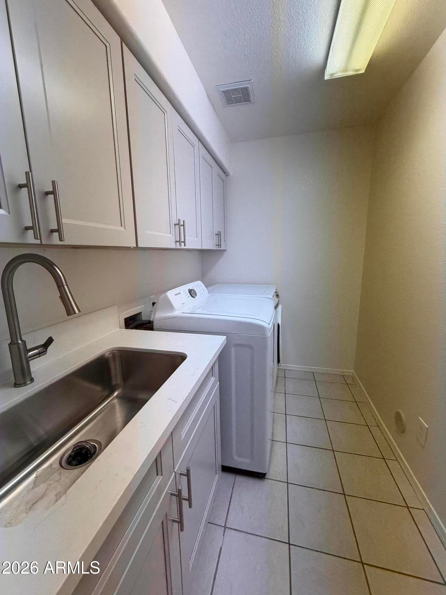 3506 E Rockwood Drive, Phoenix, AZ 85050 — photo 17 of 43