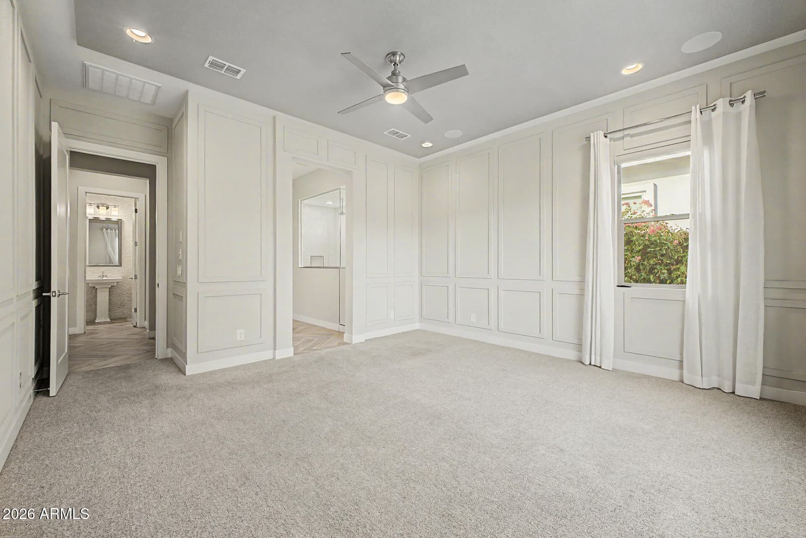2847 E Los Gatos Drive, Phoenix, AZ 85050 — photo 23 of 62